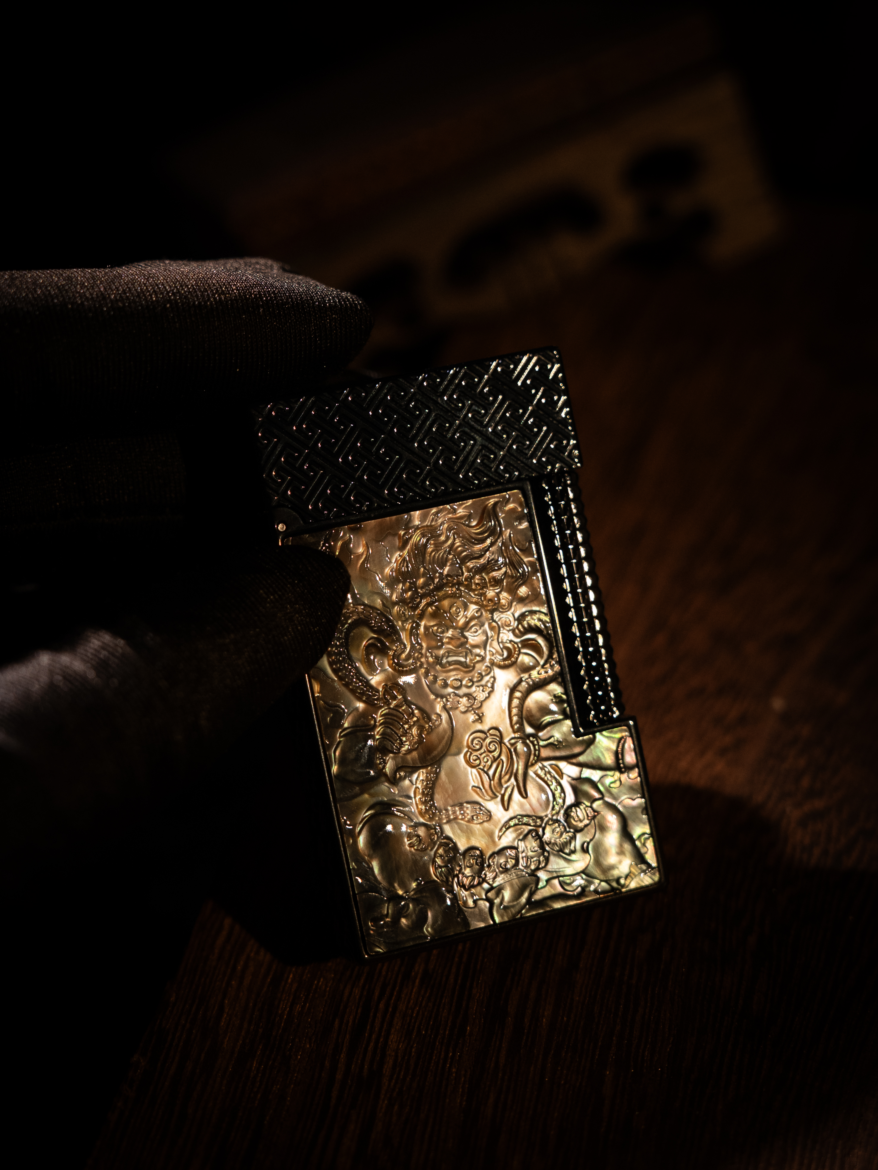 BUNCH "BLACK JAMBHALA 2.0" | Genuine Mother of Pearl Relief | Iconic Resonant "Ping" | Solid Brass Wealth Totem