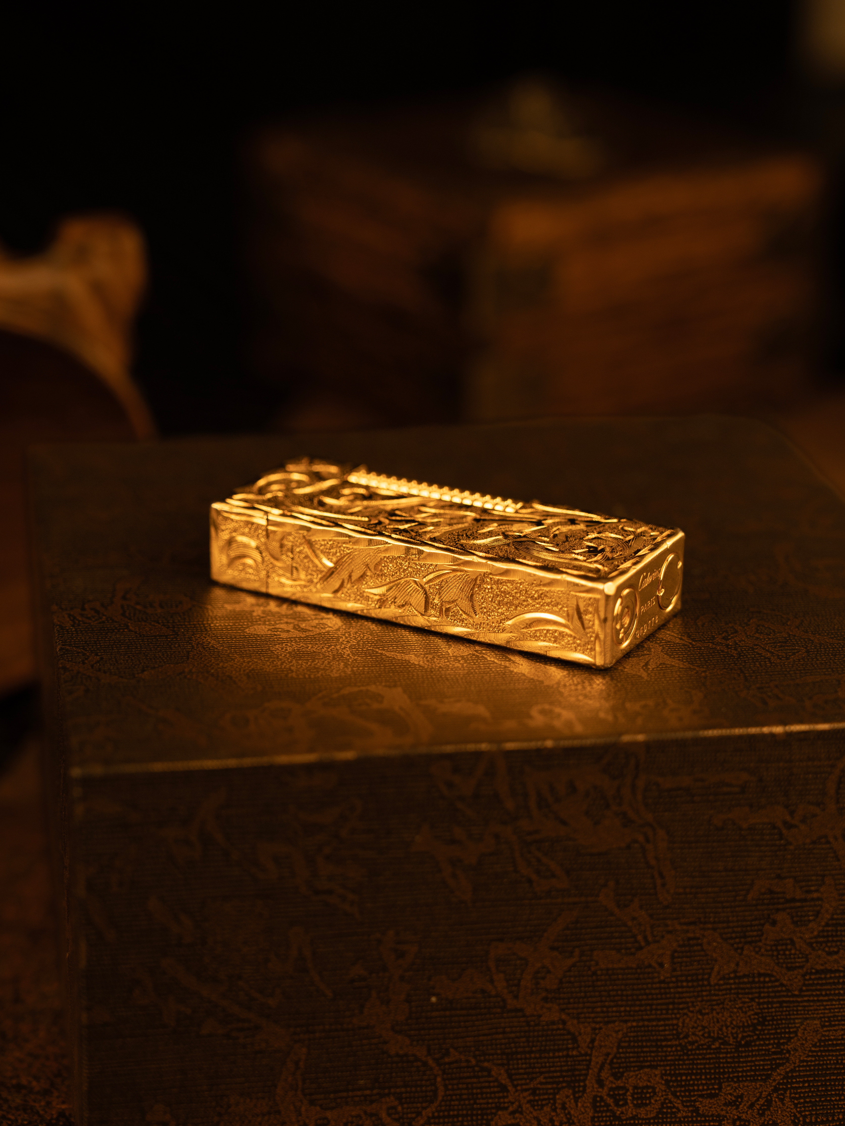 BUNCH "TANG ARABESQUE" | 5-Sided 3D High-Relief Masterpiece | Imperial Dunhuang Heritage Integrated Brass Lighter