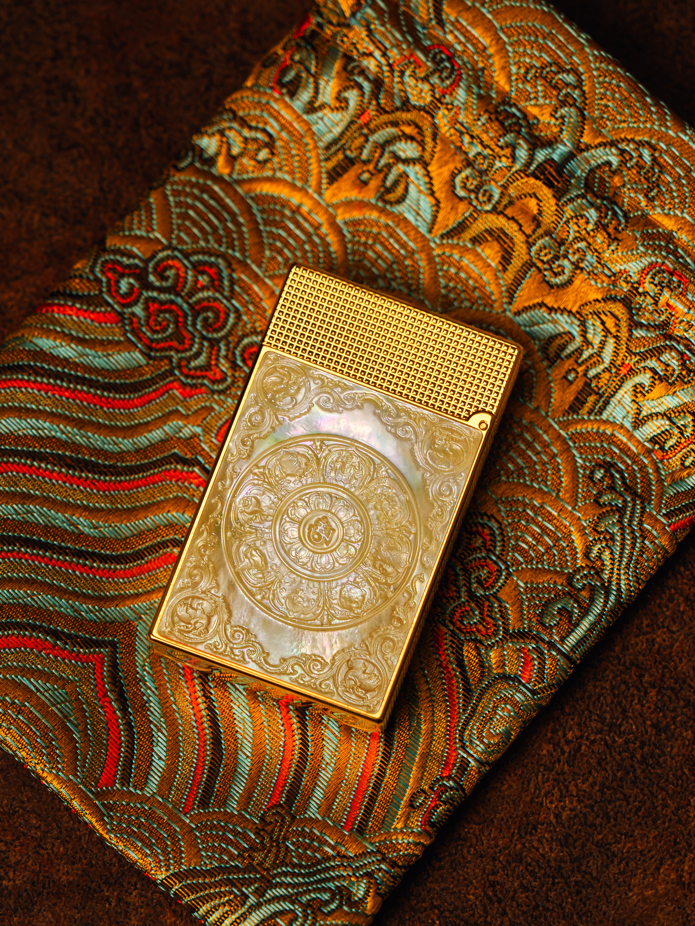 BUNCH "JAMBHALA - YELLOW WEALTH GOD" | Mother-of-Pearl Relief Art | Iconic Resonant "Ping" | Solid Integrated Brass Core