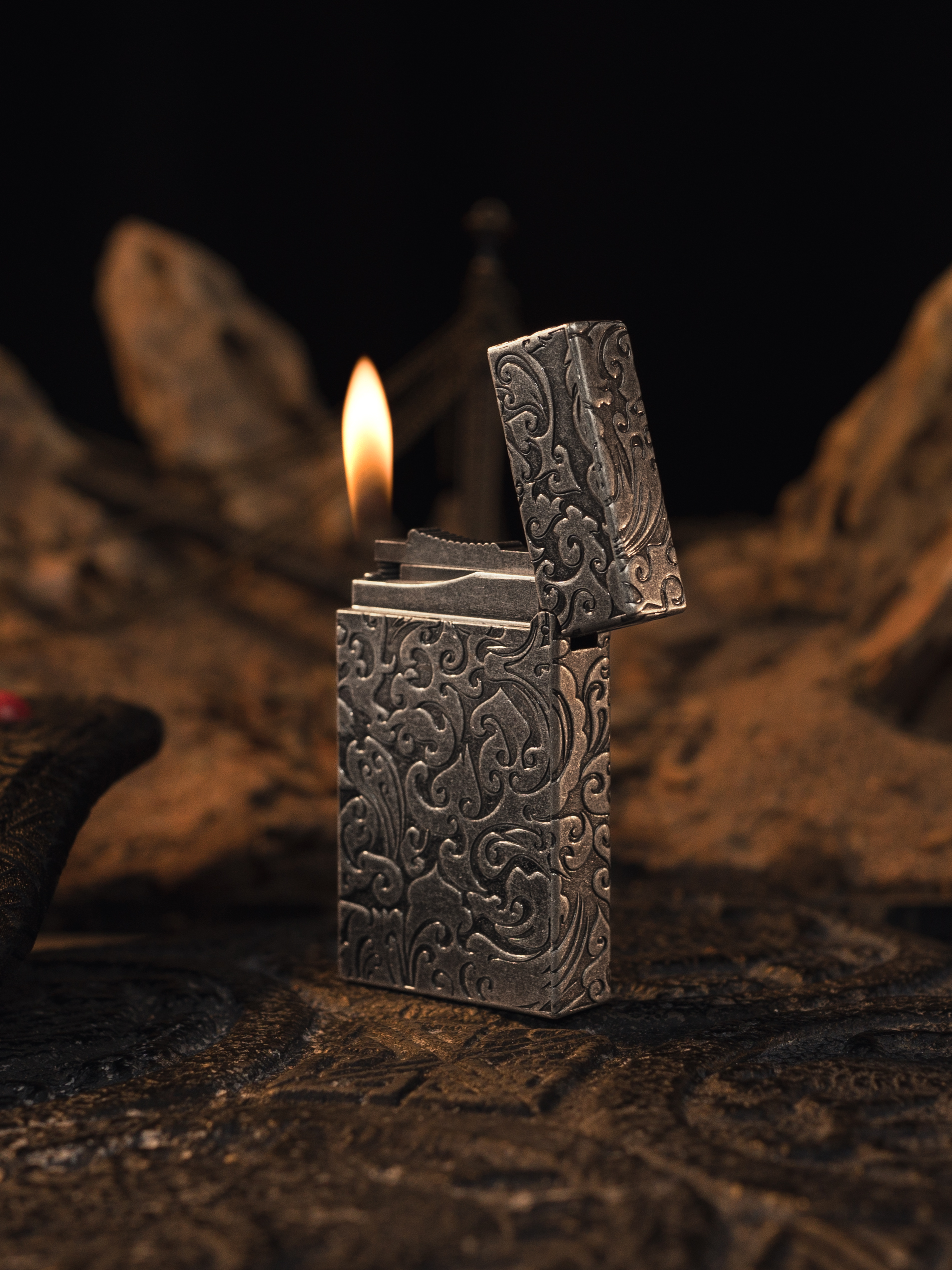 BUNCH "FLOATING CLOUDS" | Five-Side Precision Deep Engraving | 360° Seamless Design | Solid Integrated Brass Core