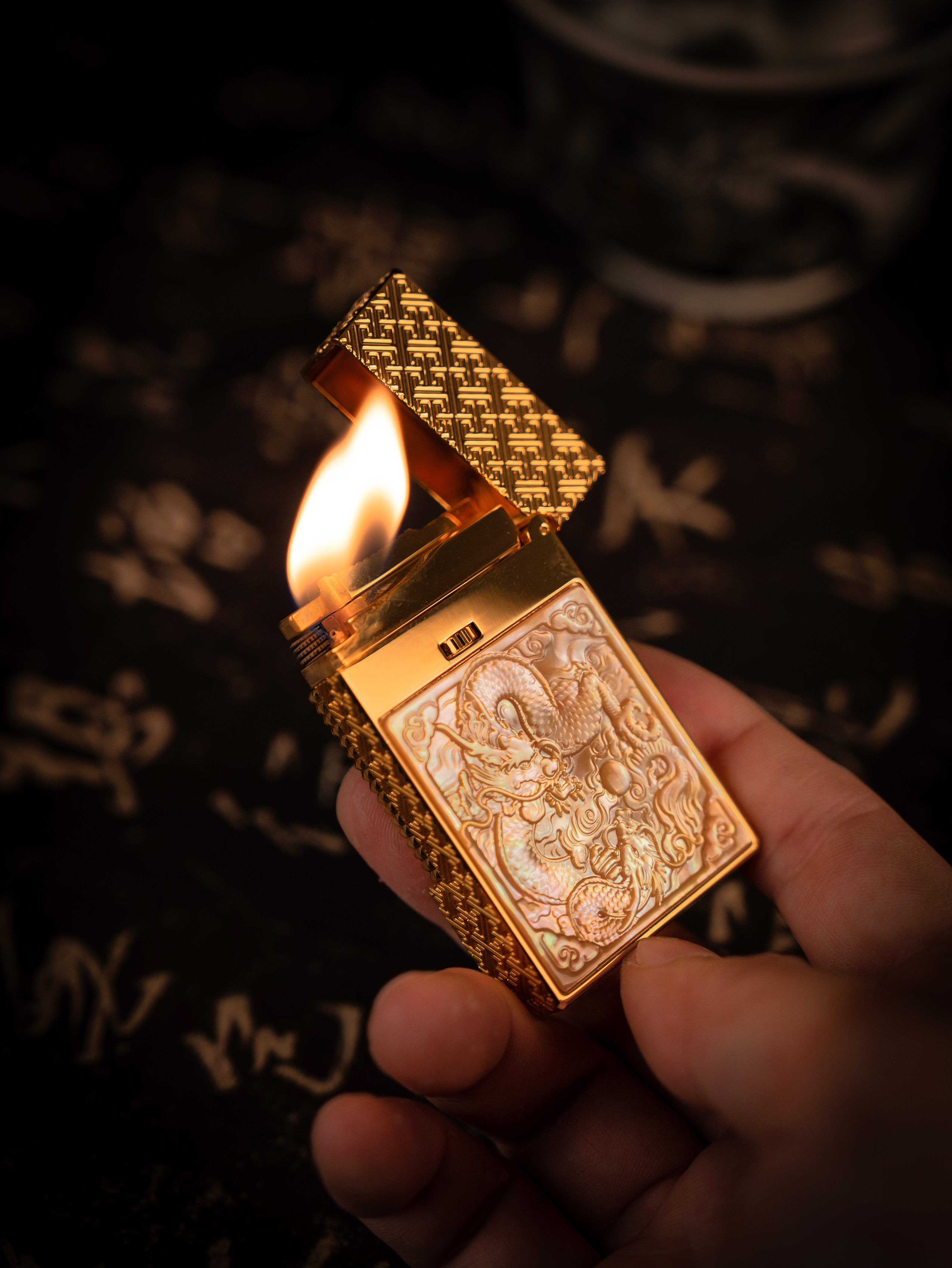 BUNCH "INK DRAGON - TWIN DRAGONS & PEARL" | 3D High-Relief Mother of Pearl | Mystical Shadow Art | Solid Integrated Brass Core