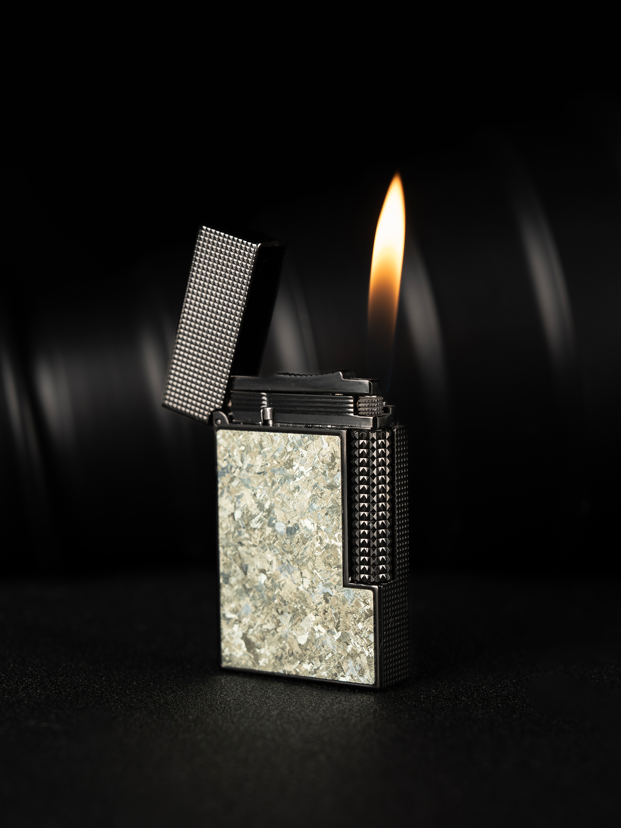 BUNCH "SPACETIME IMPRESSION" | Multi-Layer Titanium Alloy Inlay | Futuristic Geometric Design | Solid Integrated Brass Core