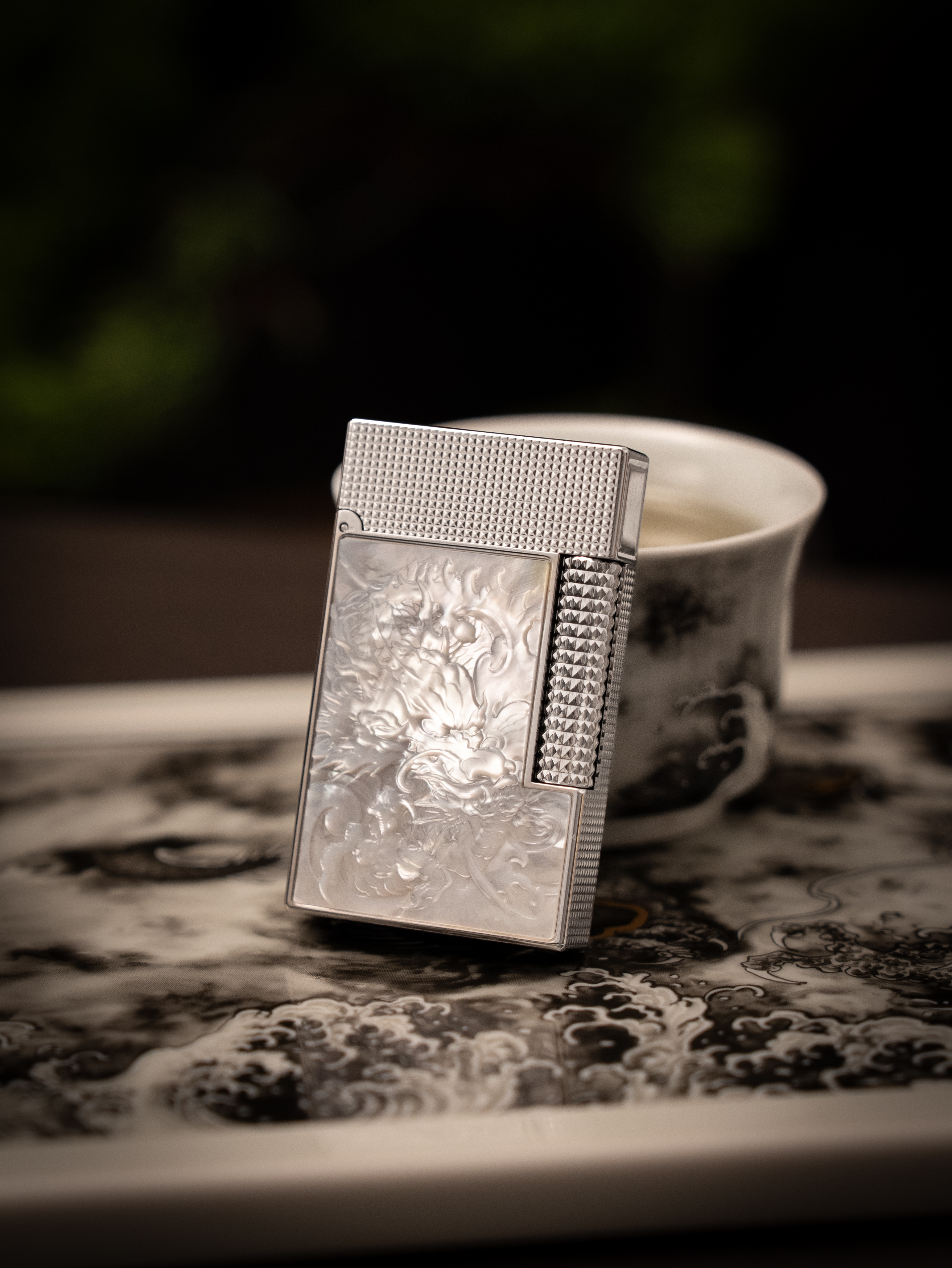 BUNCH "INK DRAGON" | 3D Deep-Tone Mother of Pearl Relief | Mystical Oriental Noir | Solid Integrated Brass Core