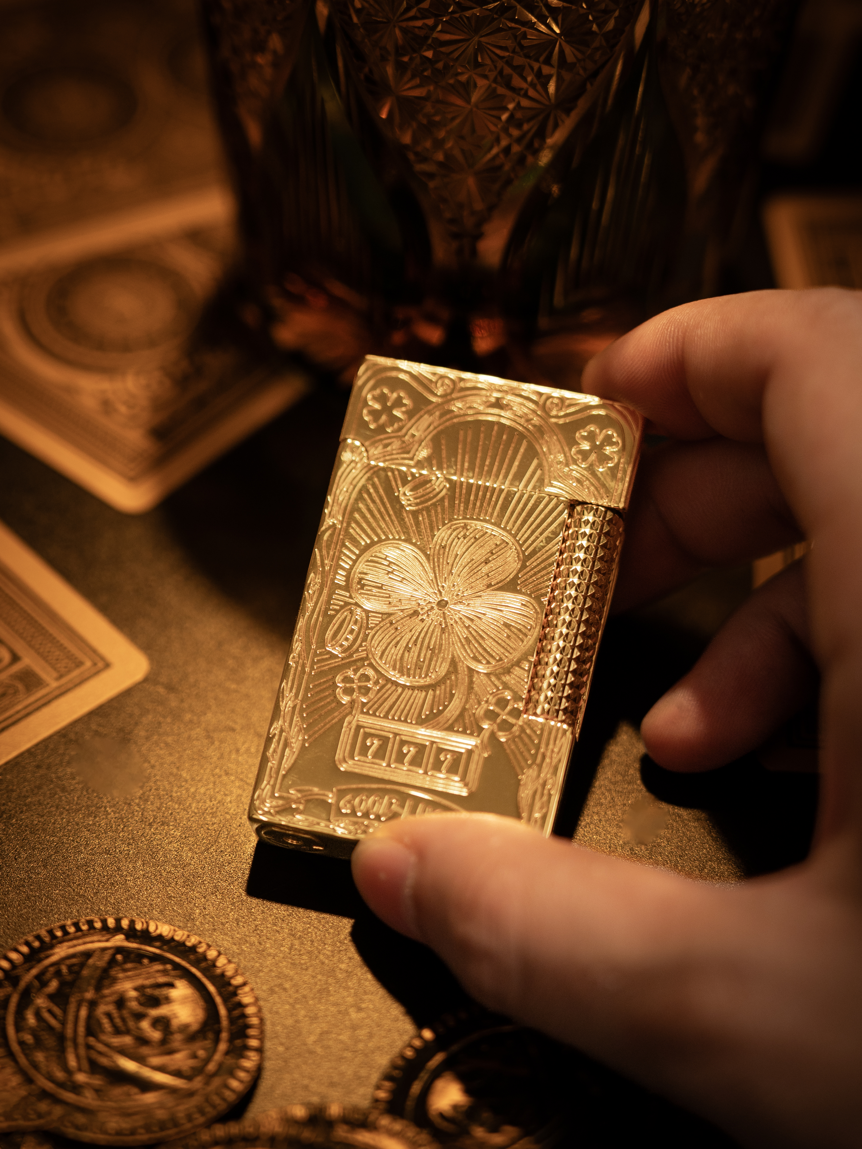 BUNCH "FORTUNE CLOVER" | Solid Brass Lucky 777 Engraved Luxury Lighter