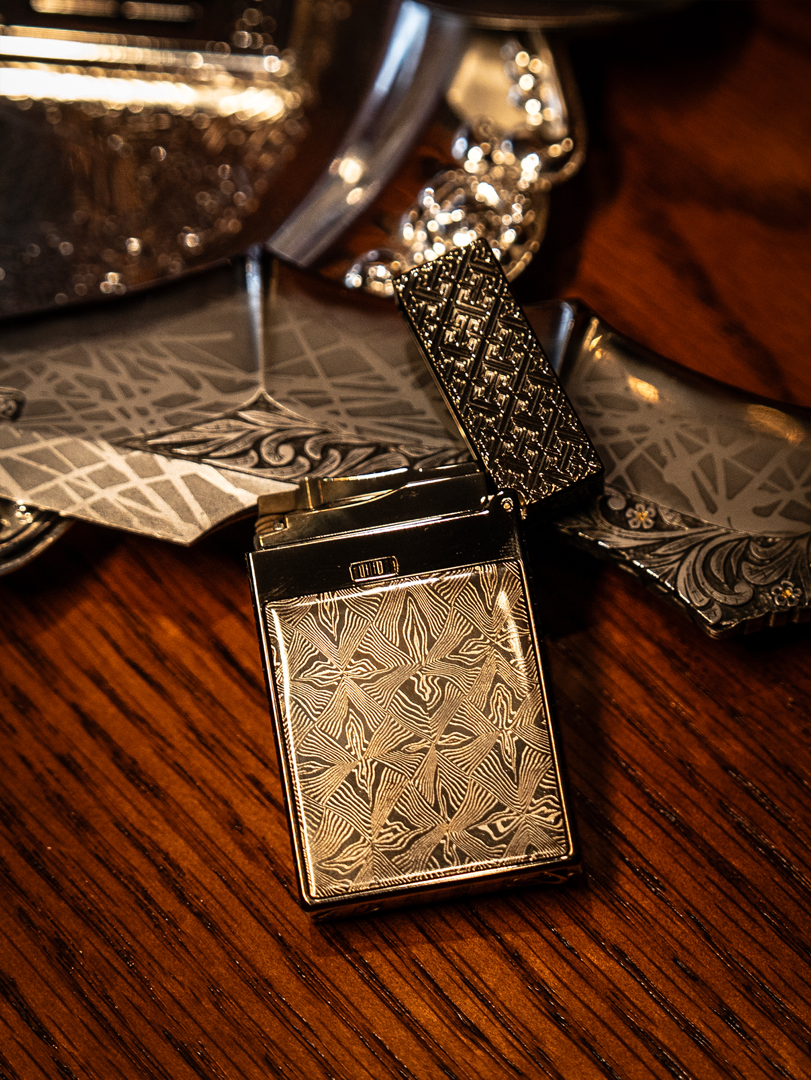 BUNCH "PLAID SUIT" | Forged Damascus Steel | Intricate Weave Pattern | Iconic Resonant "Ping" | Solid Brass Core