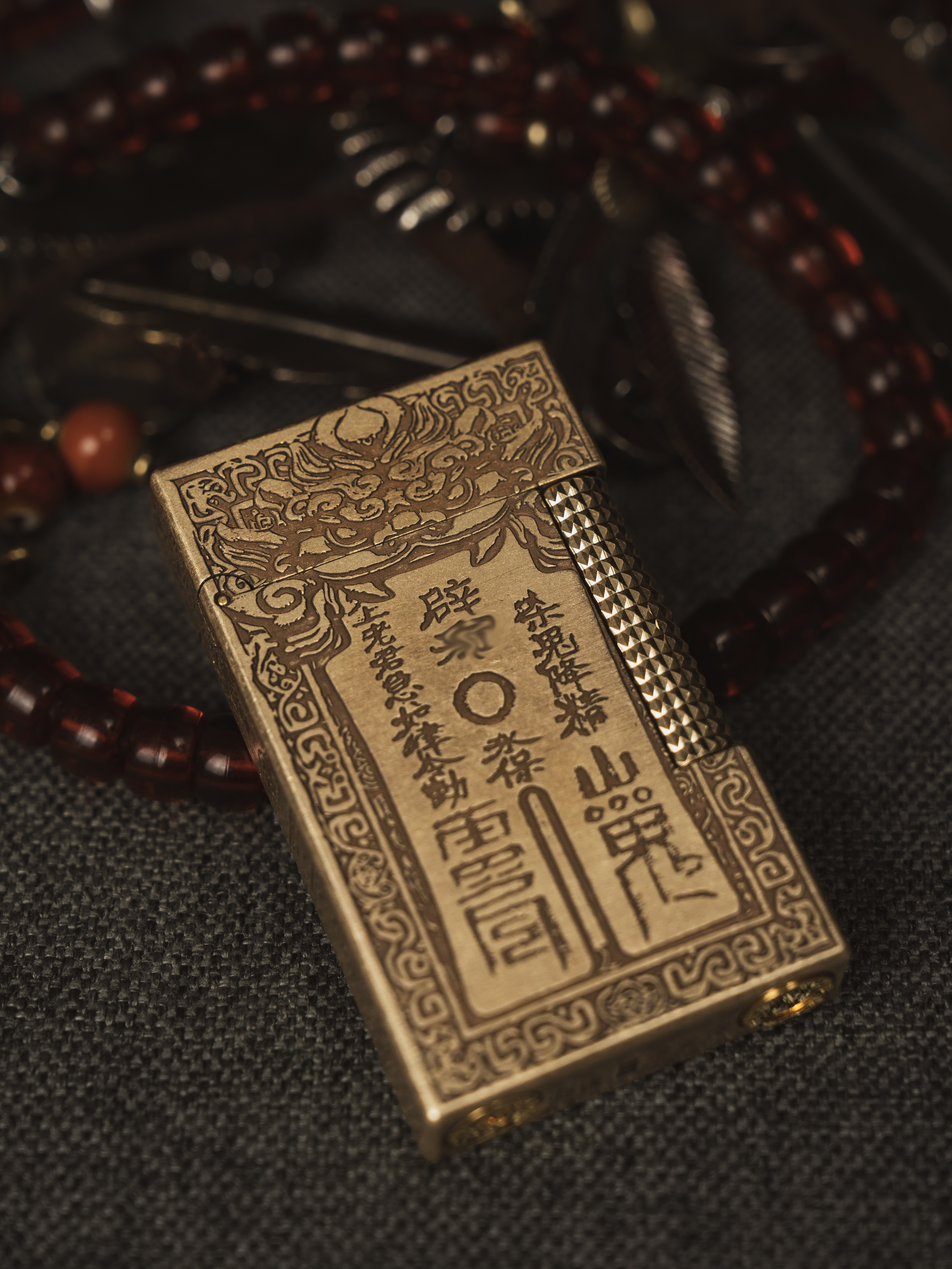 BUNCH "MOUNTAIN DEITY" | Ancient Guardian Amulet Lighter | Integrated Brass Mythic Talisman