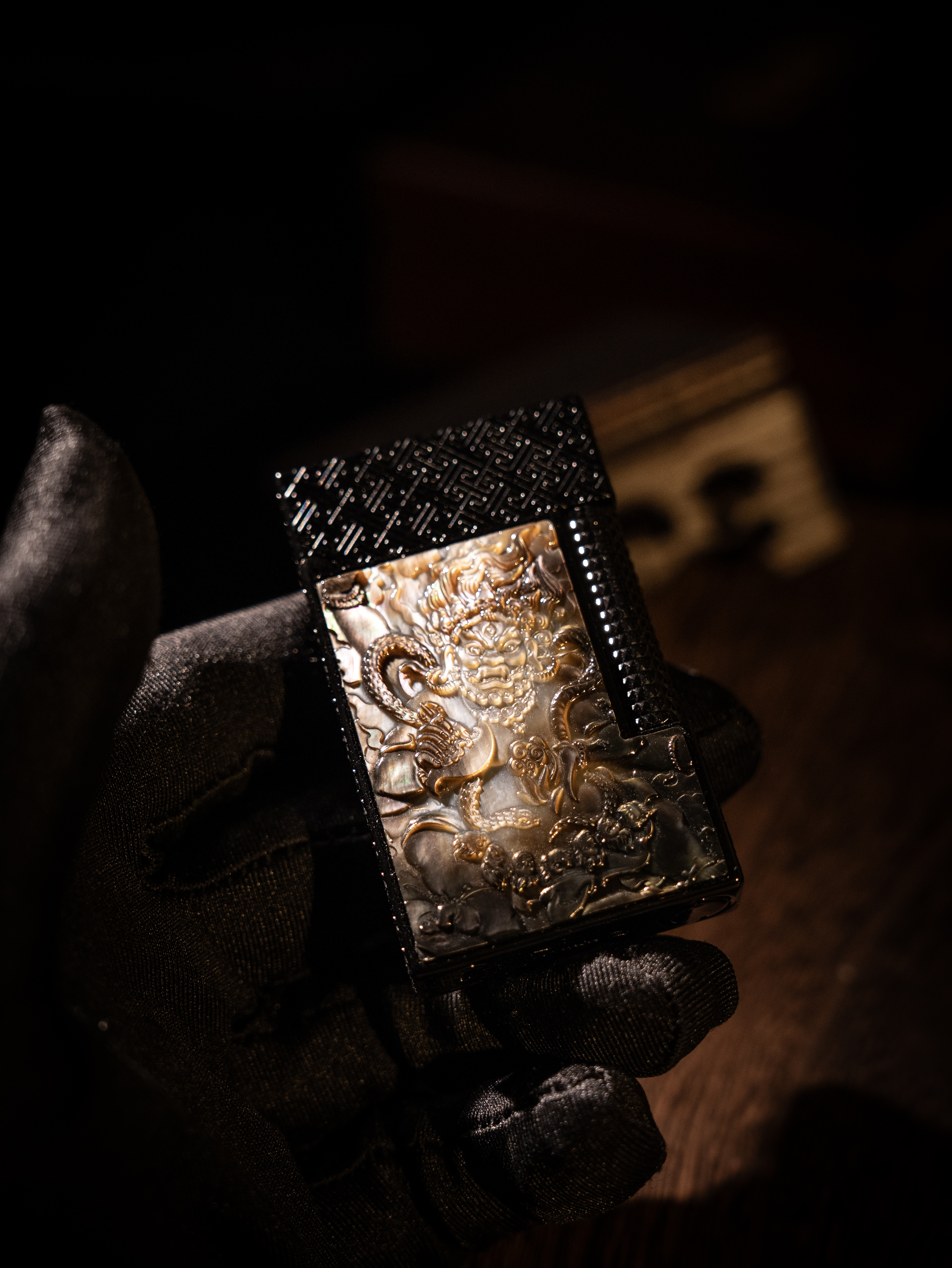 BUNCH "BLACK JAMBHALA 2.0" | Genuine Mother of Pearl Relief | Iconic Resonant "Ping" | Solid Brass Wealth Totem