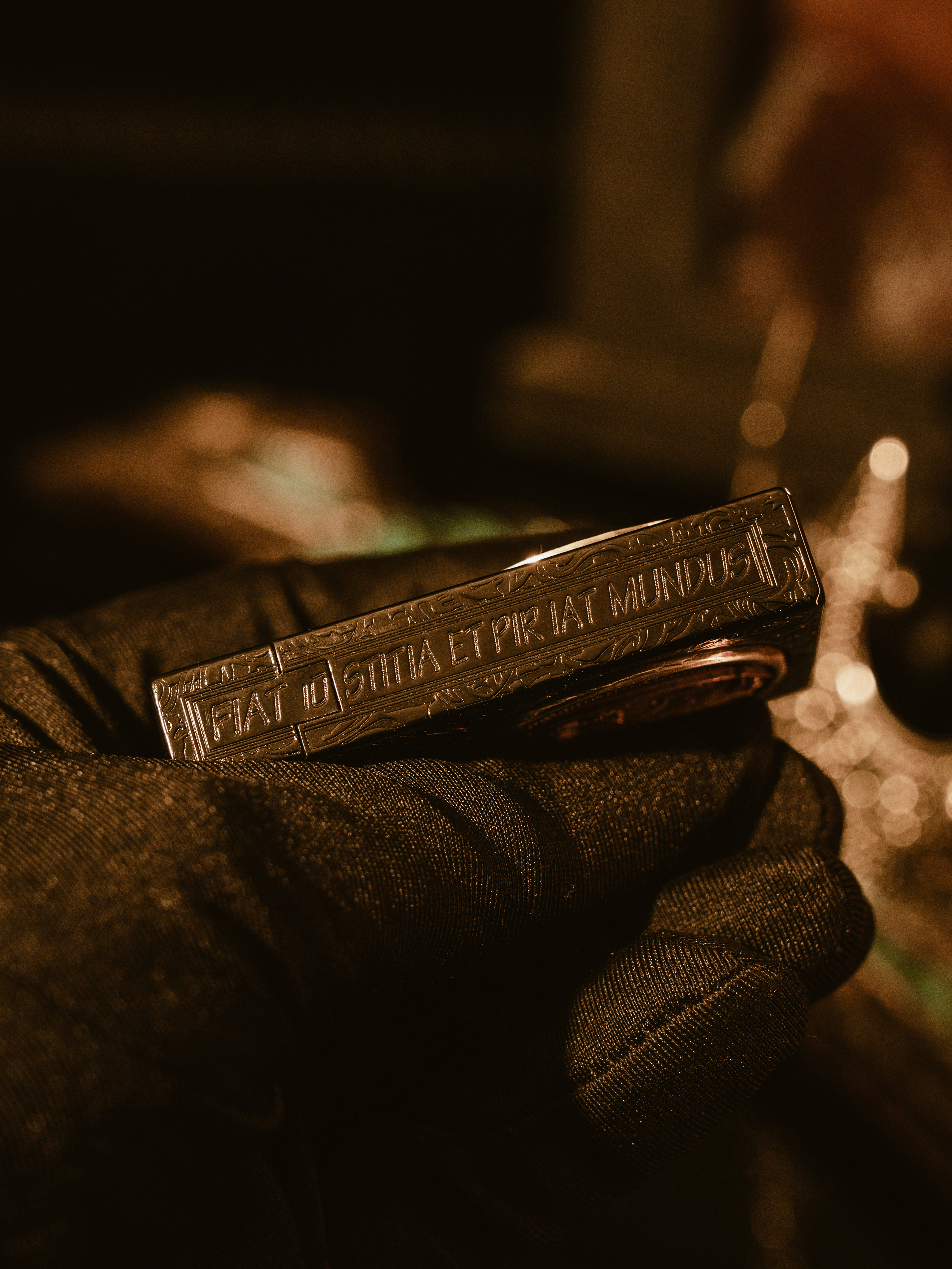 BUNCH "CONSTANTINE" | Quad-Side Precision Deep Engraving | Iconic Resonant "Ping" | Solid Integrated Brass Core
