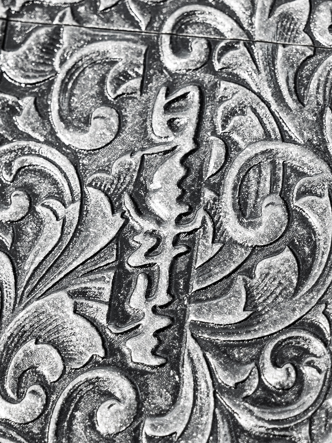 BUNCH "PIXIU" | 3D High-Relief Sculpted Masterpiece | Integrated Brass Wealth-Drawing Lighter