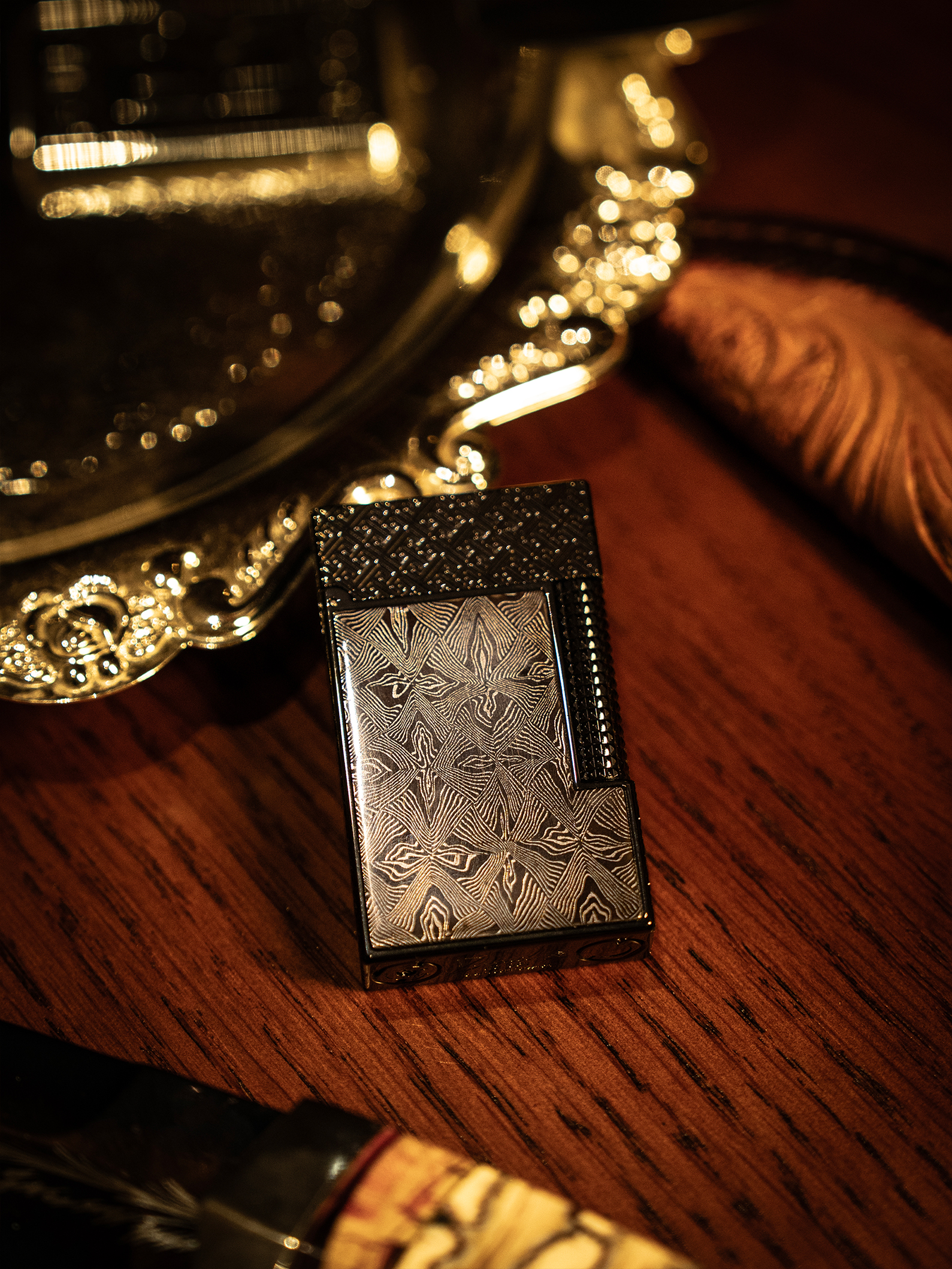 BUNCH "PLAID SUIT" | Forged Damascus Steel | Intricate Weave Pattern | Iconic Resonant "Ping" | Solid Brass Core