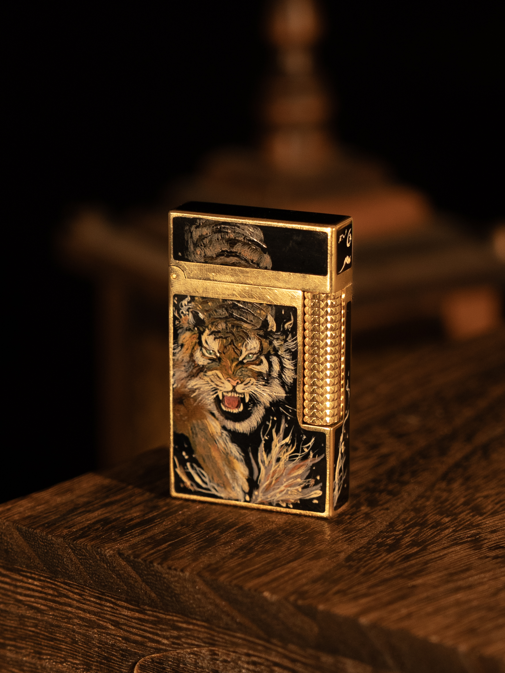 BUNCH "ONYX URUSHI - MAJESTIC AWAKENING" | Hyper-Realistic Hand-Painted Tiger | Iconic Resonant "Ping" | Solid Integrated Brass Core