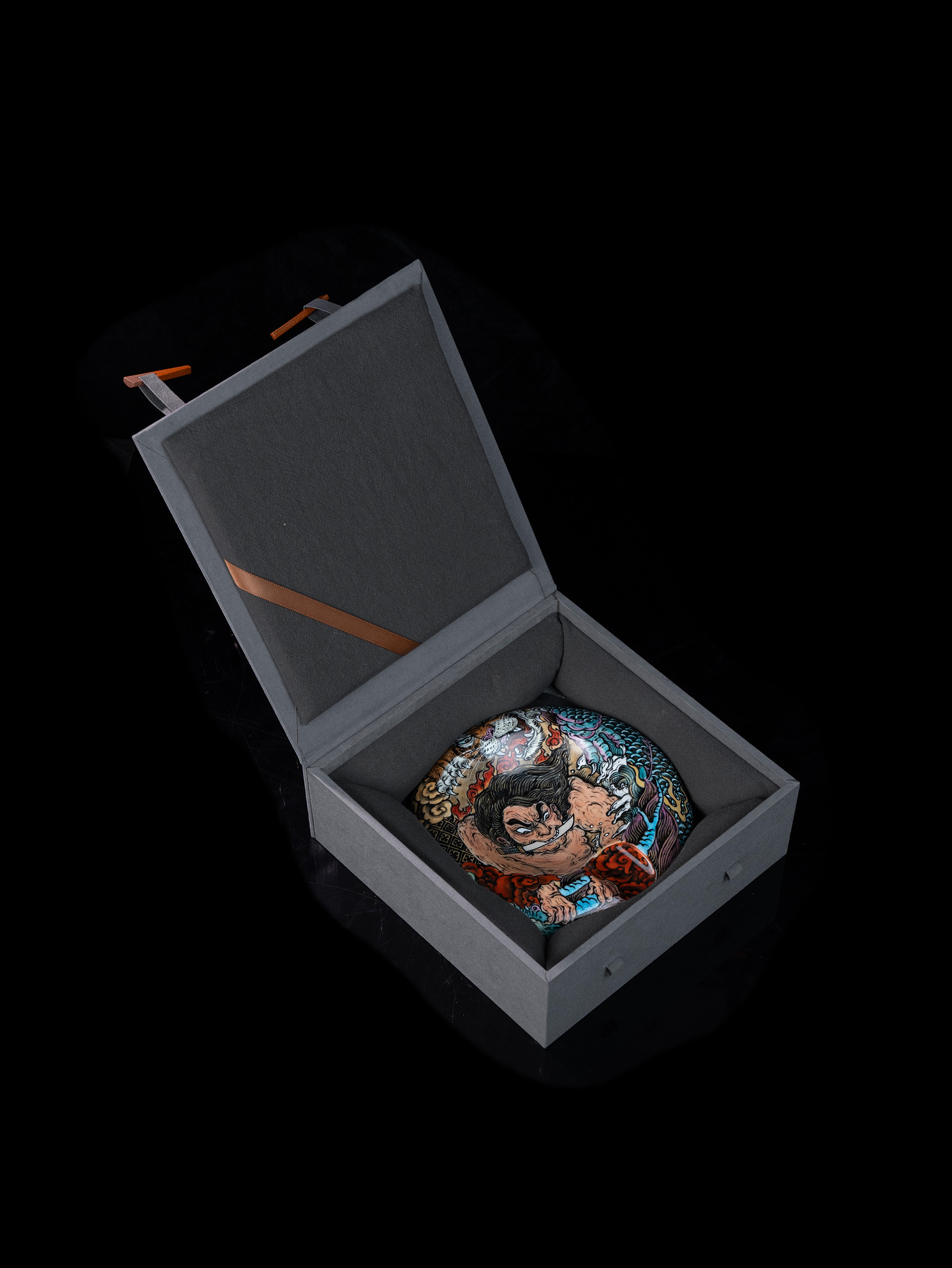 BUNCH "FUMO" | Artisan Famille Rose Gold-Tracing Cigar Tray