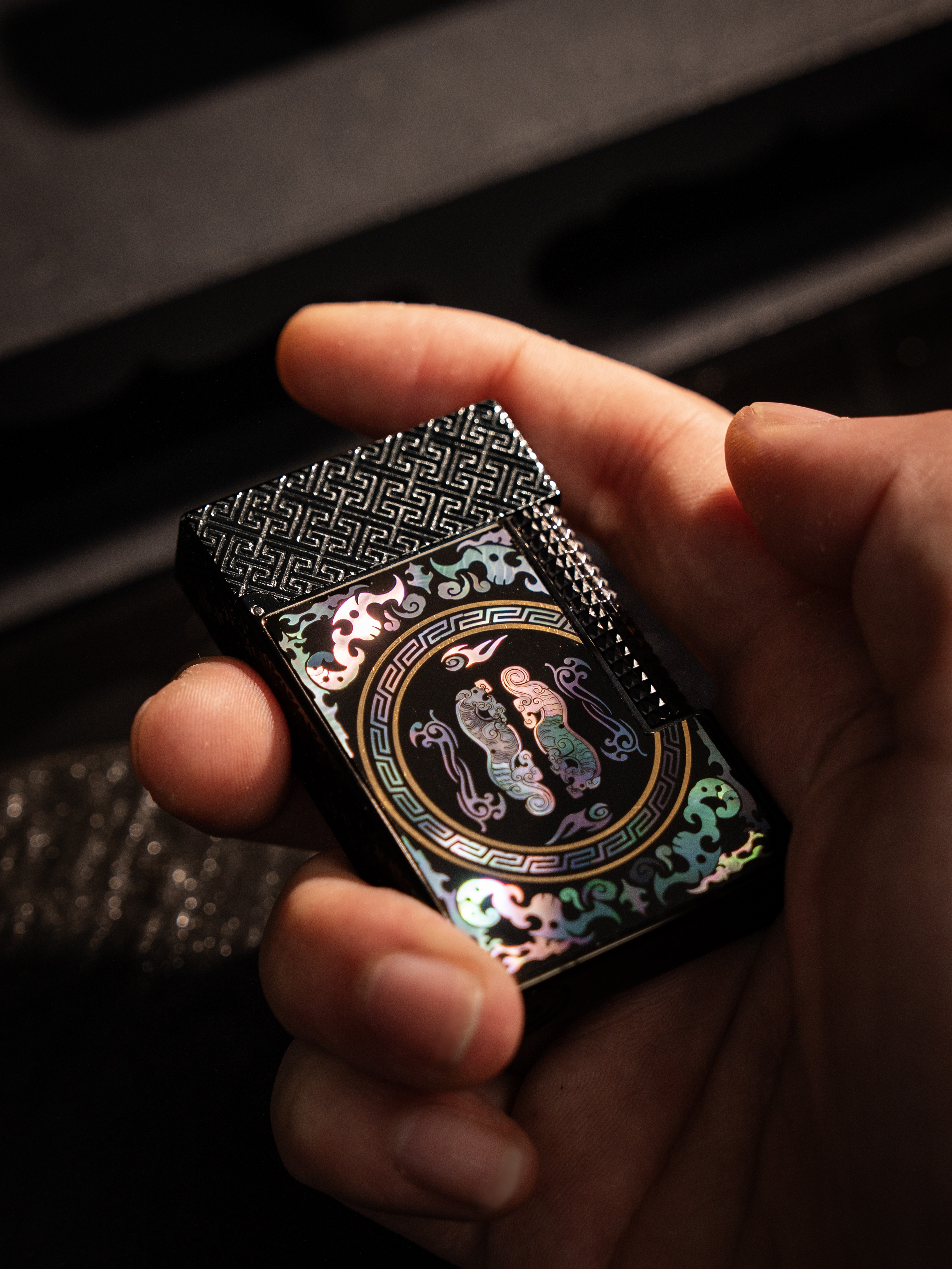 BUNCH "ALL UNDER HEAVEN" | Lacquer Art Panel | Luxury Lighter