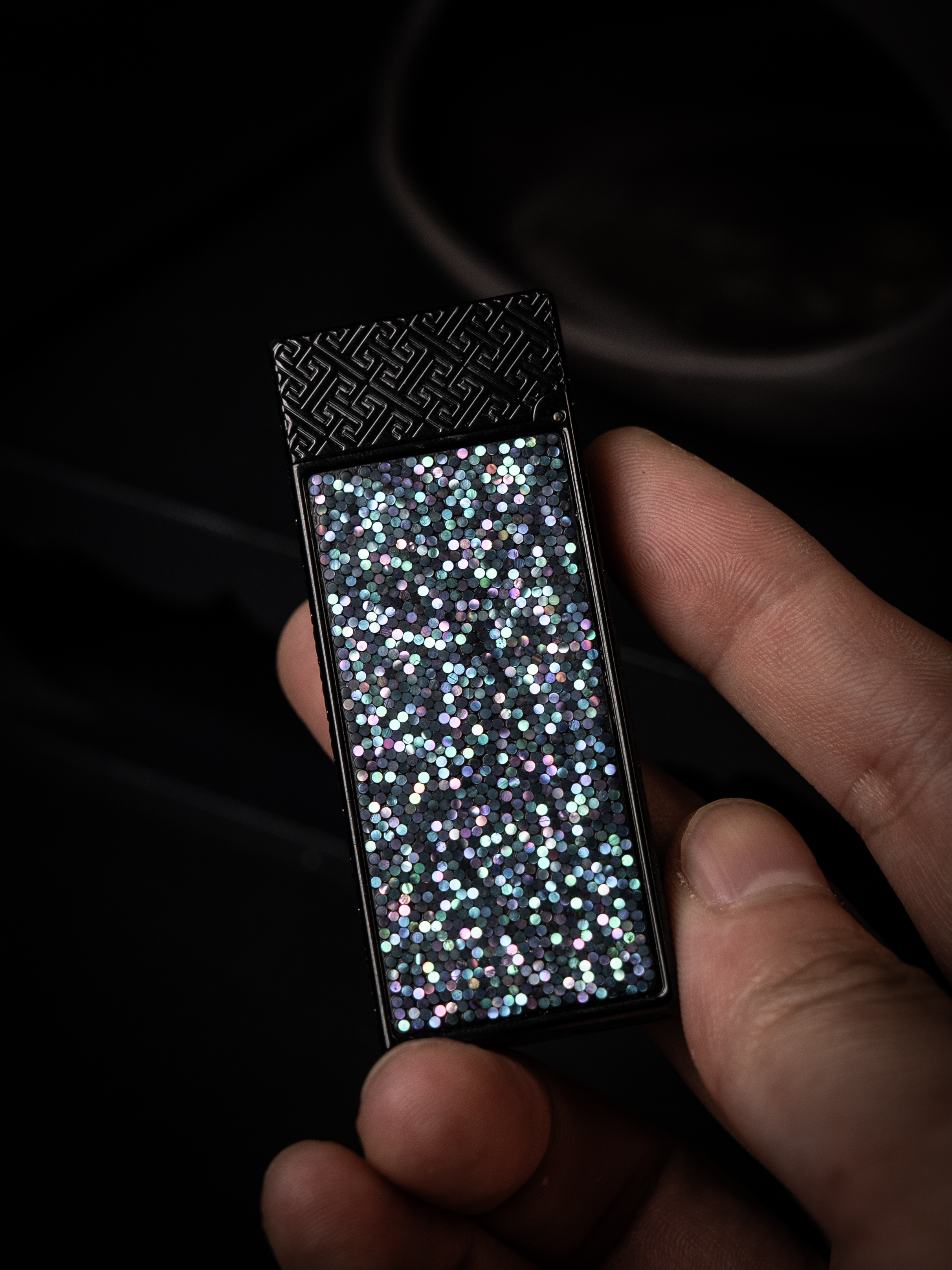 BUNCH "FALLING STAR" | Iridescent Mosaic Edition | Luxury Lighter