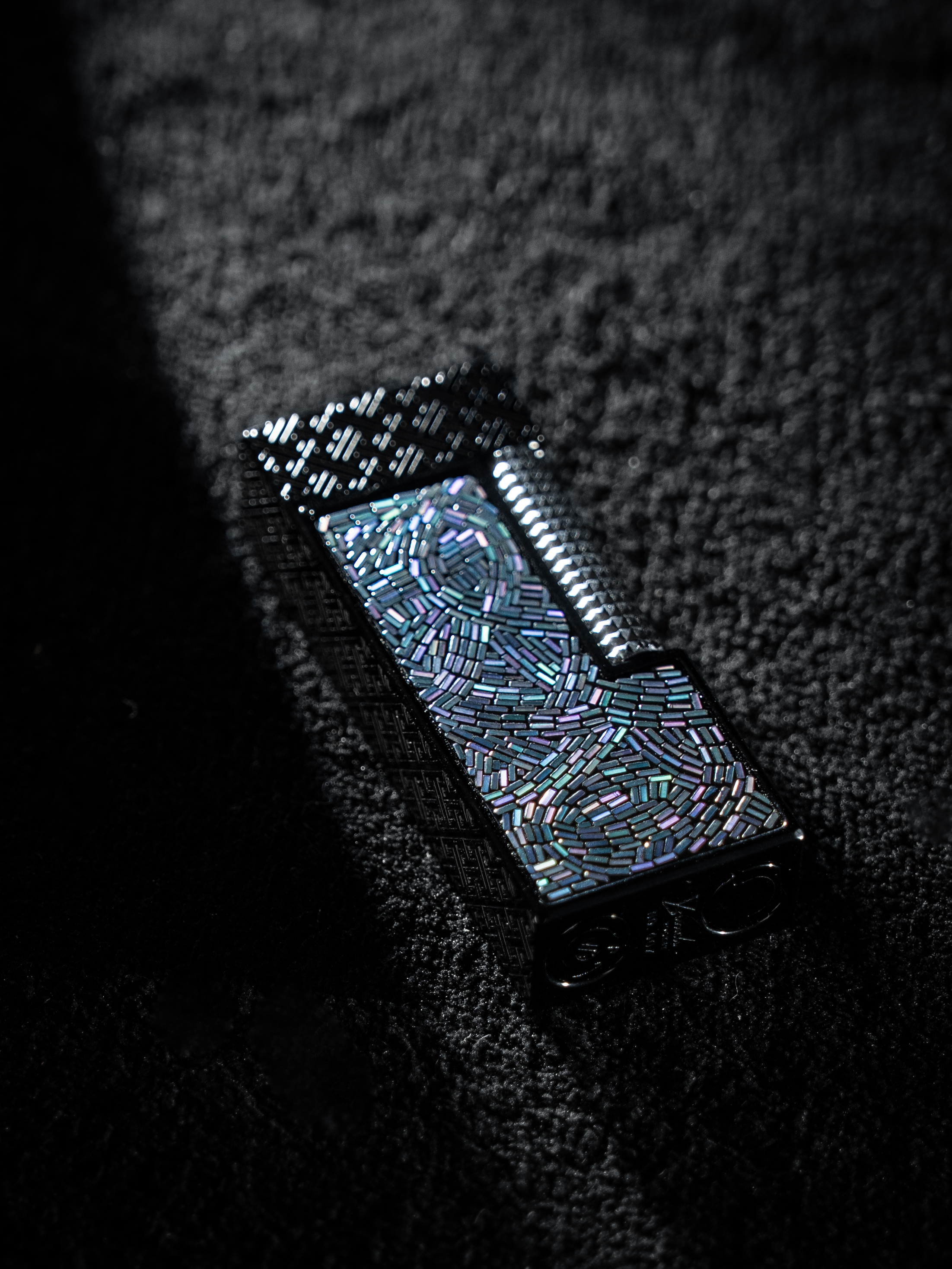 BUNCH "STAR INLAY" | Iridescent Mosaic Panel | Luxury Lighter