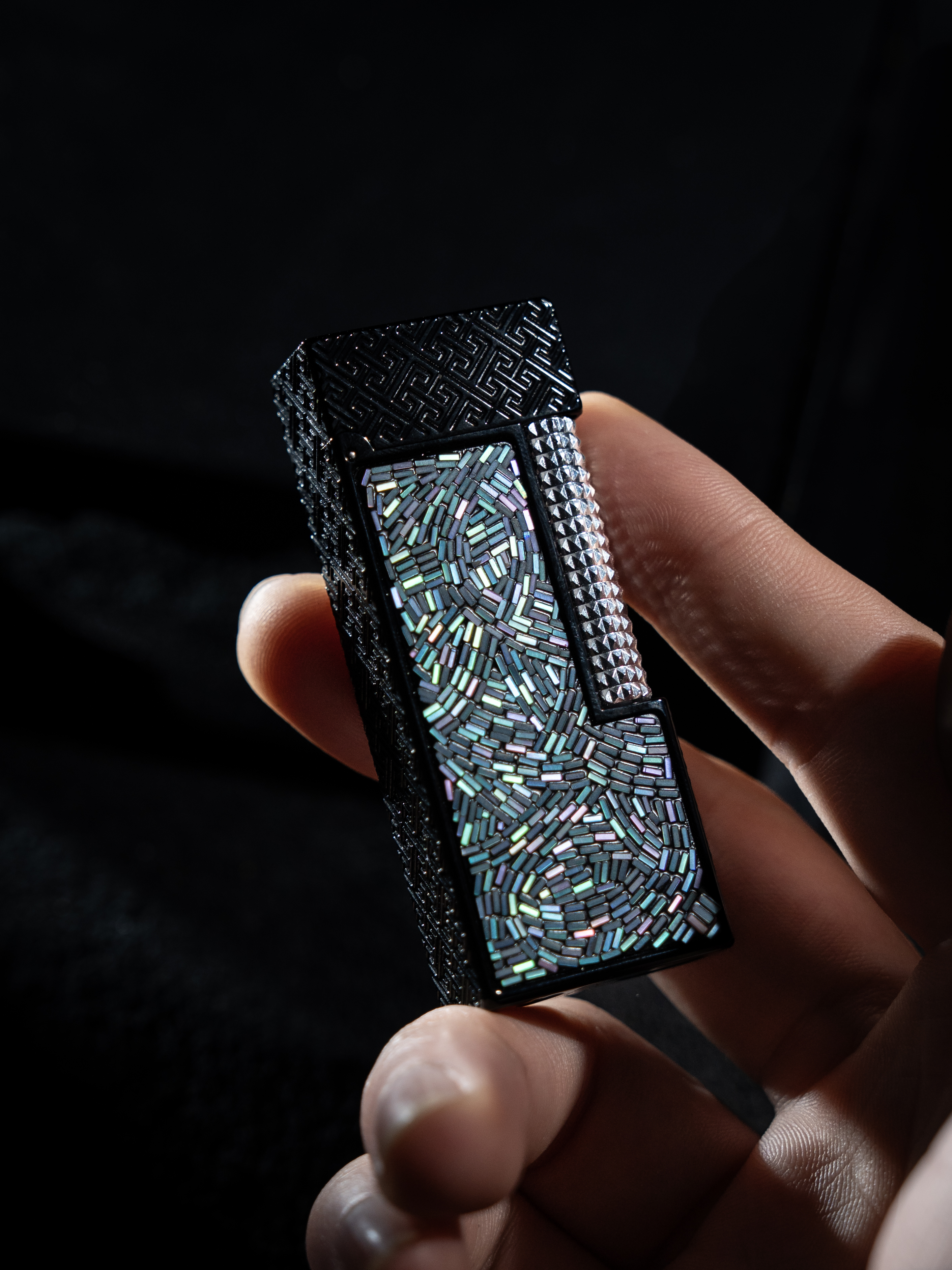 BUNCH "STAR INLAY" | Iridescent Mosaic Panel | Luxury Lighter