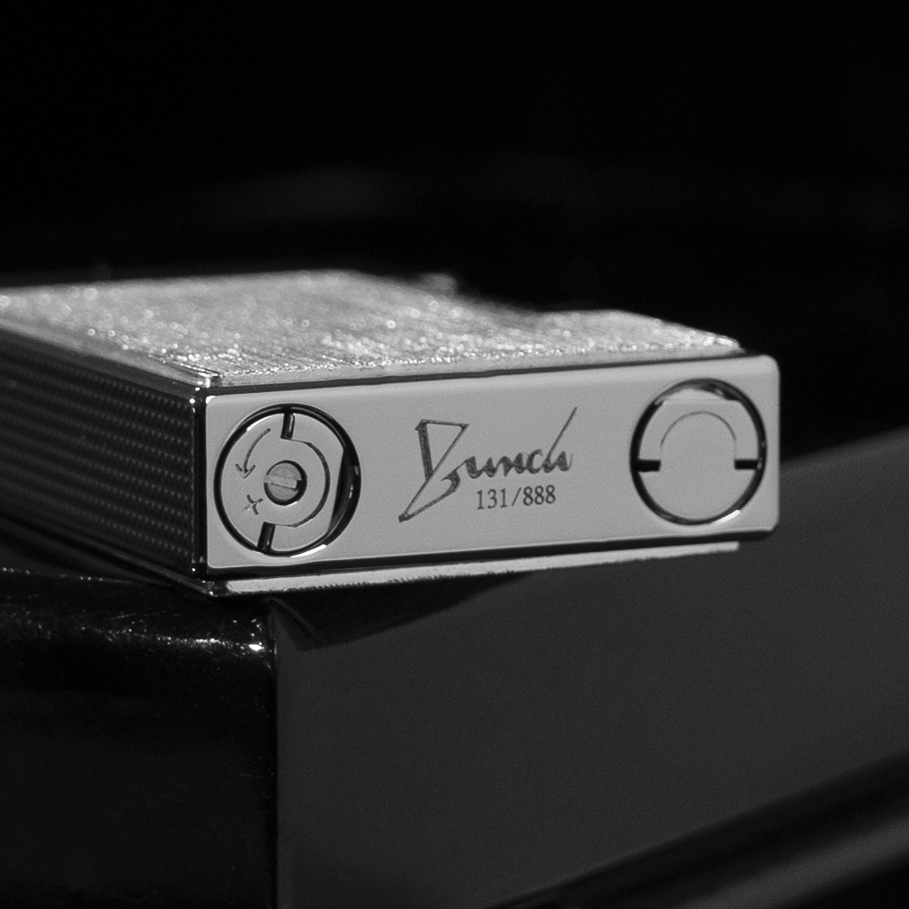BUNCH "LUNAR VELVET" | S925 Sterling Silver & Rigato Hand-Brushed Art | Dual-Flame Precision Lighter