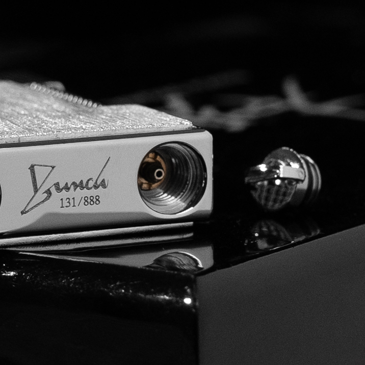 BUNCH "LUNAR VELVET" | S925 Sterling Silver & Rigato Hand-Brushed Art | Dual-Flame Precision Lighter