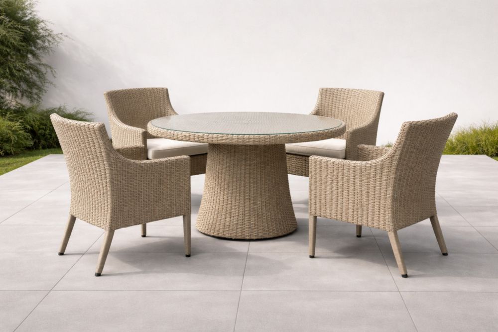 Set Tavolo Rotondo con Vetro e 4 Sedie in Rattan Sintetico Beige