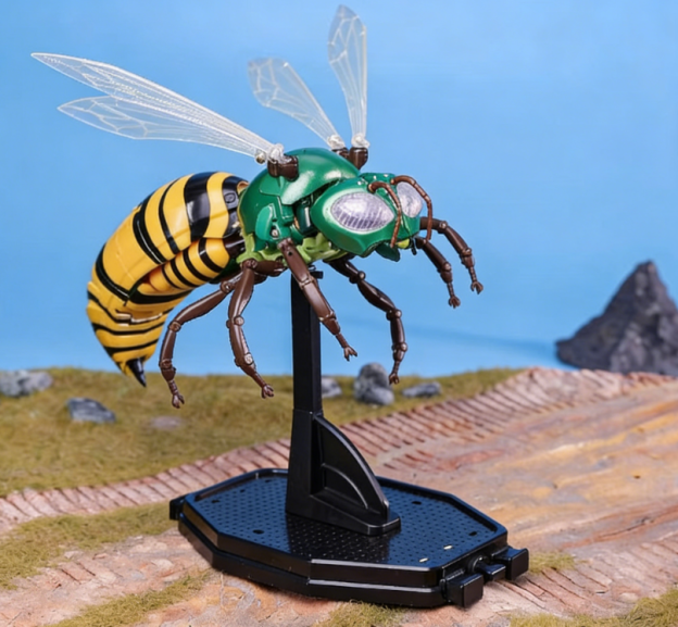 Robot Toys: Beedrill Wasp Warrior D Series Super Warrior Transforming Toy Model