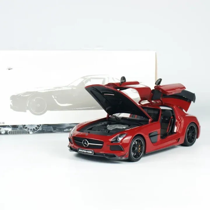 1:18 Mercedes Minicamps SLS Gullwing Door Sports Car Model
