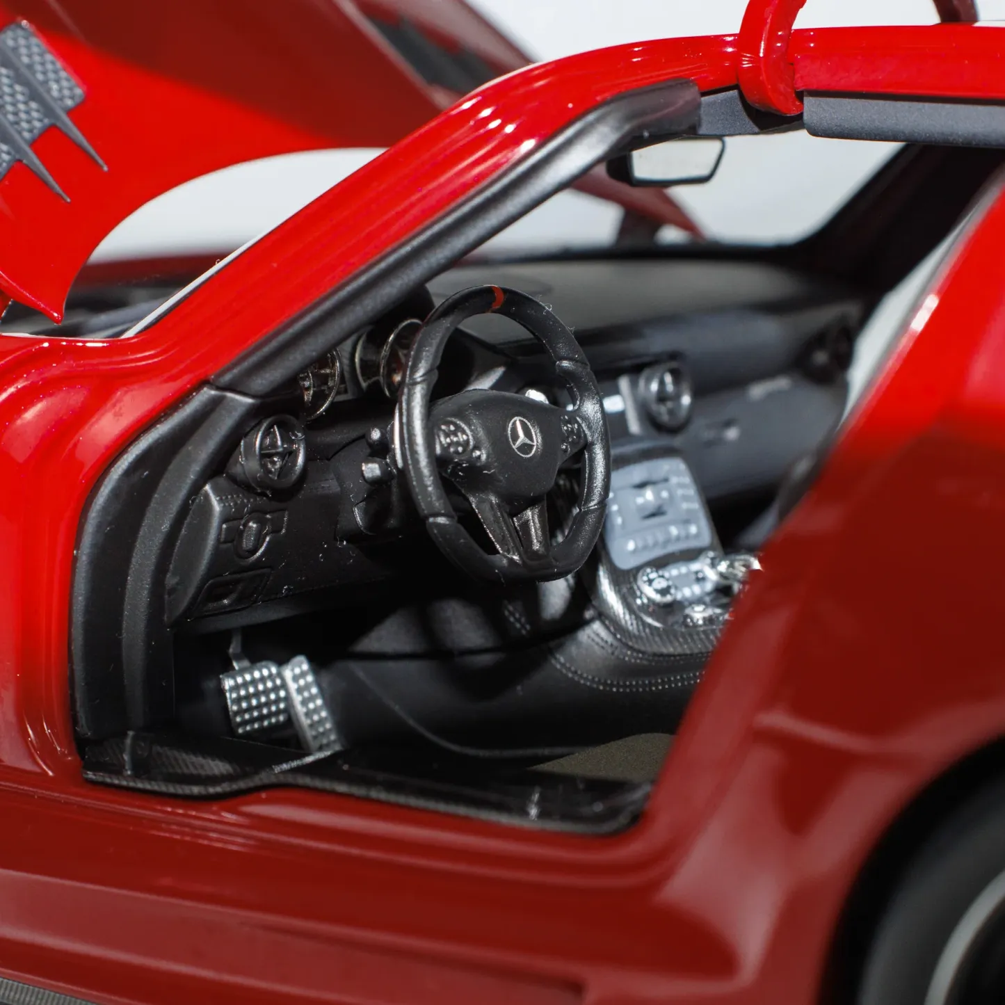 1:18 Mercedes Minicamps SLS Gullwing Door Sports Car Model