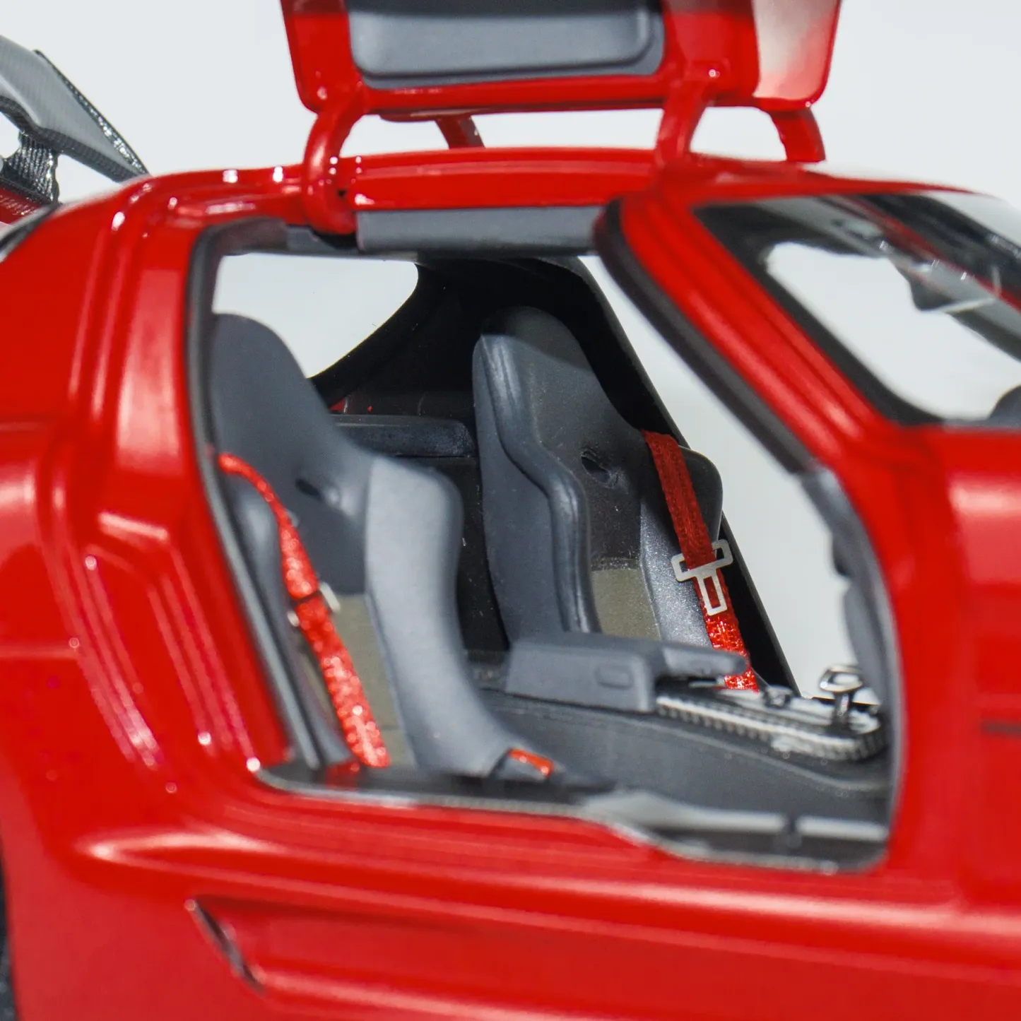 1:18 Mercedes Minicamps SLS Gullwing Door Sports Car Model