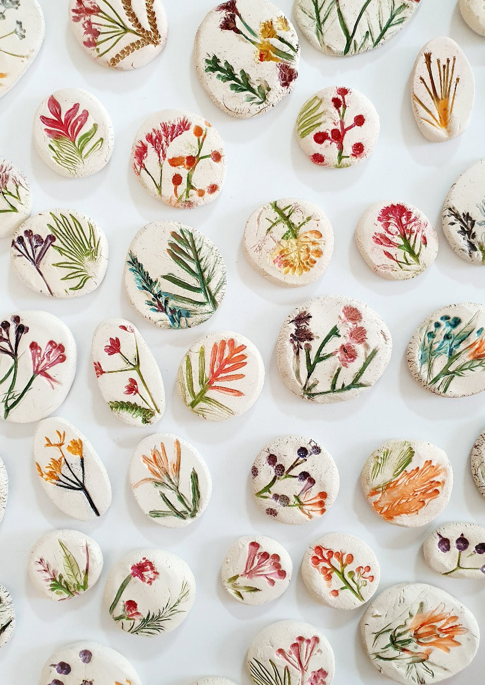 Bring nature home Botanical decor Ceramic cabochons Pressed flower cabochons