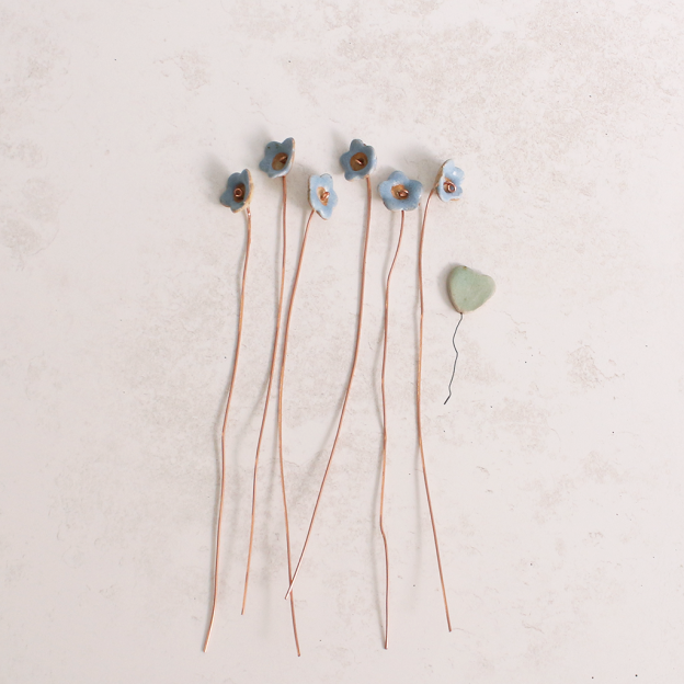 Forget-Me-Not Ceramic Flower Bouquet