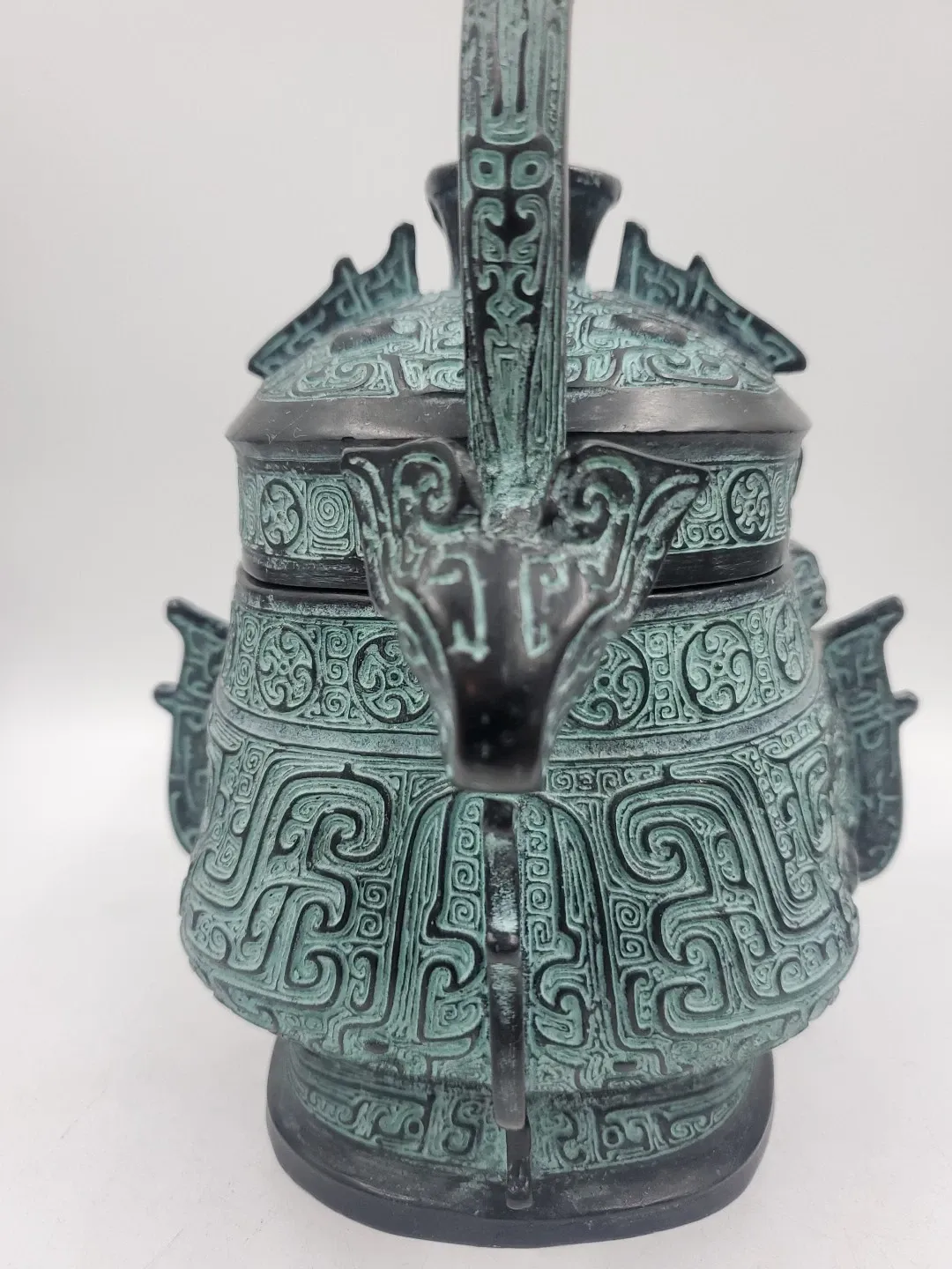 Chinese Reproduction Western Zhou Dynasty Bronze Ware Wine Vessel Beast Dragon