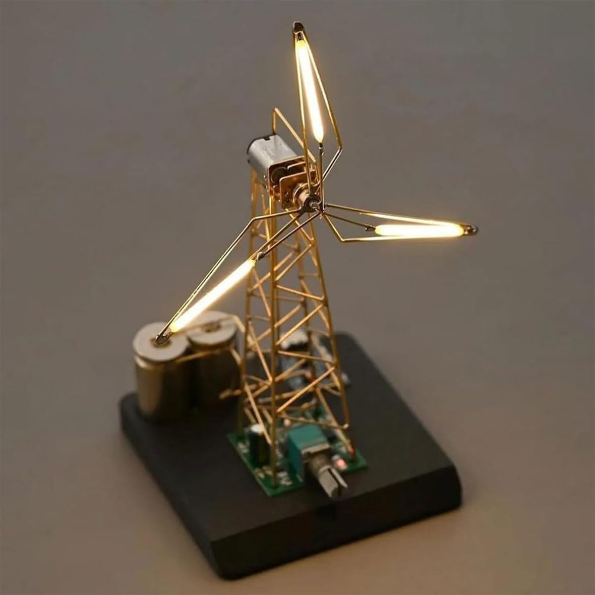 DIY Metal  - Rotatable Creative Desktop Lamp