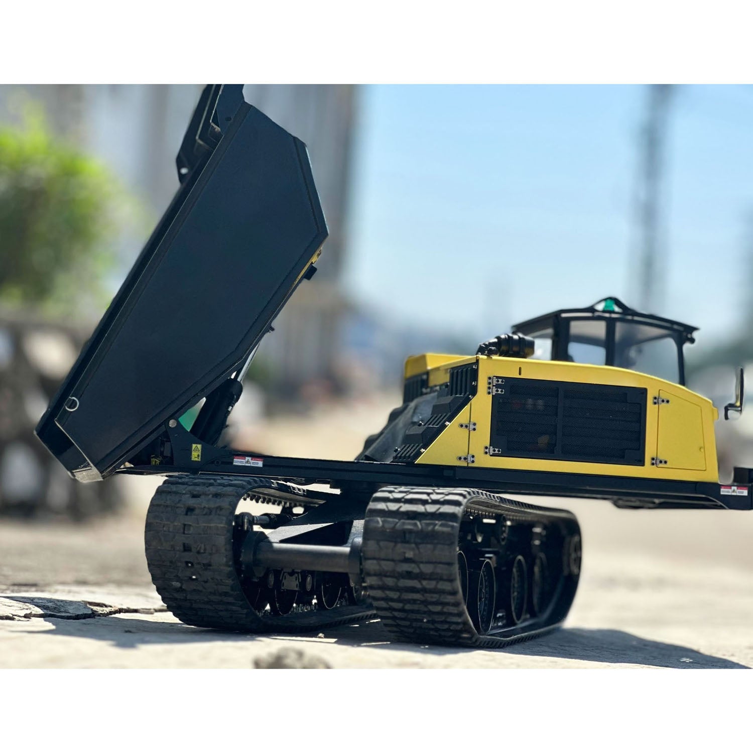 Super  T14R Panther RTR 1/14 RC Hydraulic Crawler Dump Truck 