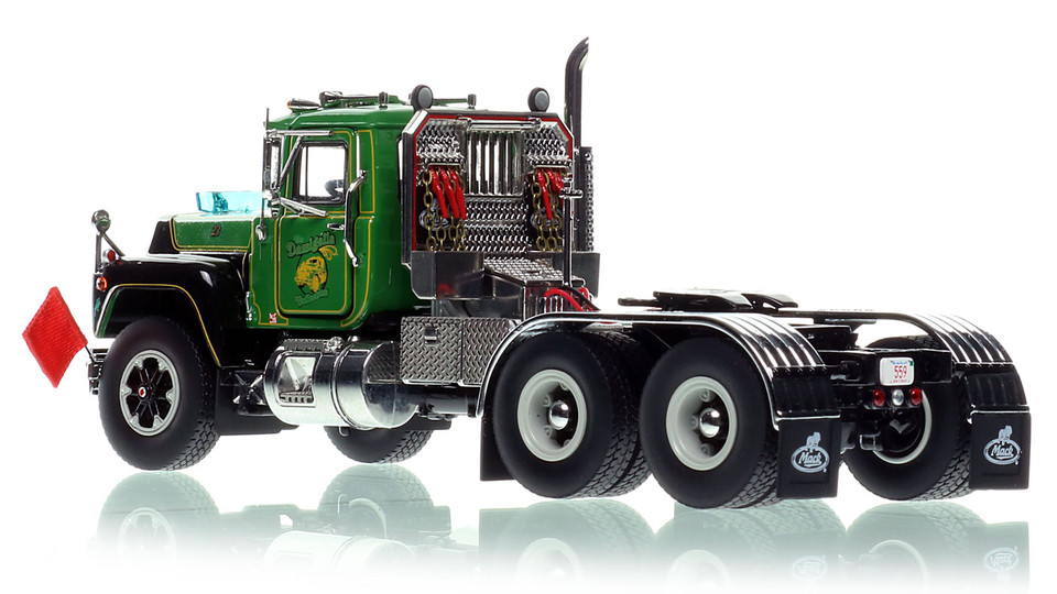Damigella Collection 1978 Mack R600 tandem axle tractor