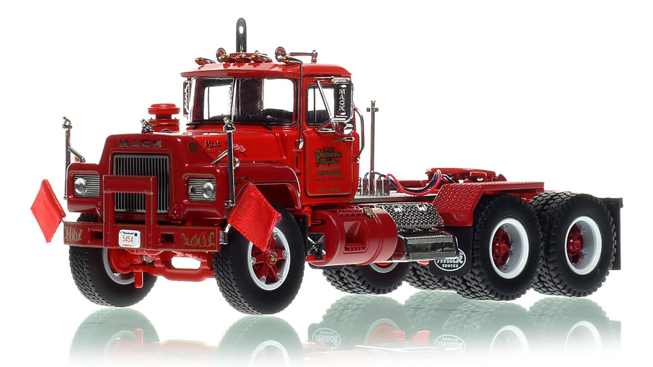 1979 Mack RD686SX tandem axle tractor Podgurski Corporation 