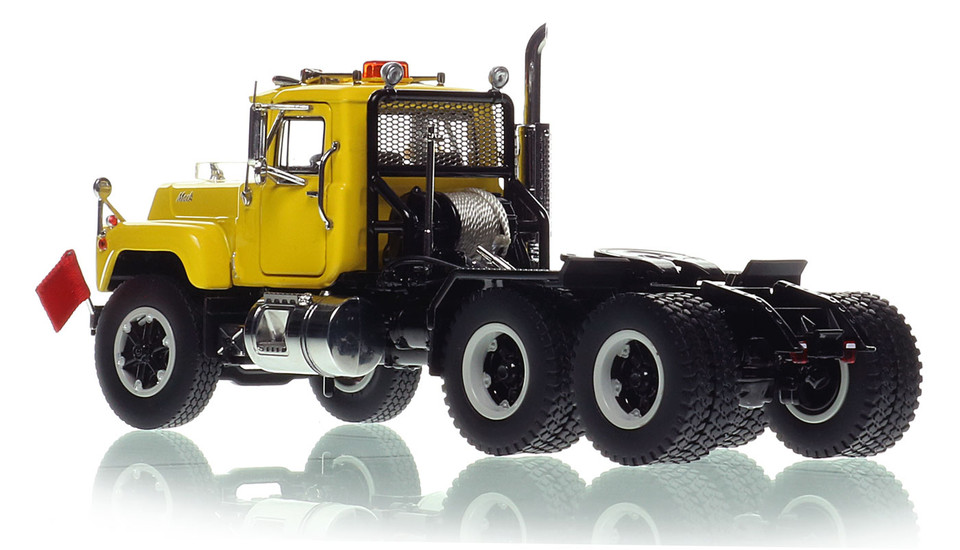 Mack R600 Tandem Axle Tractor - Yellow 1021 over Black
