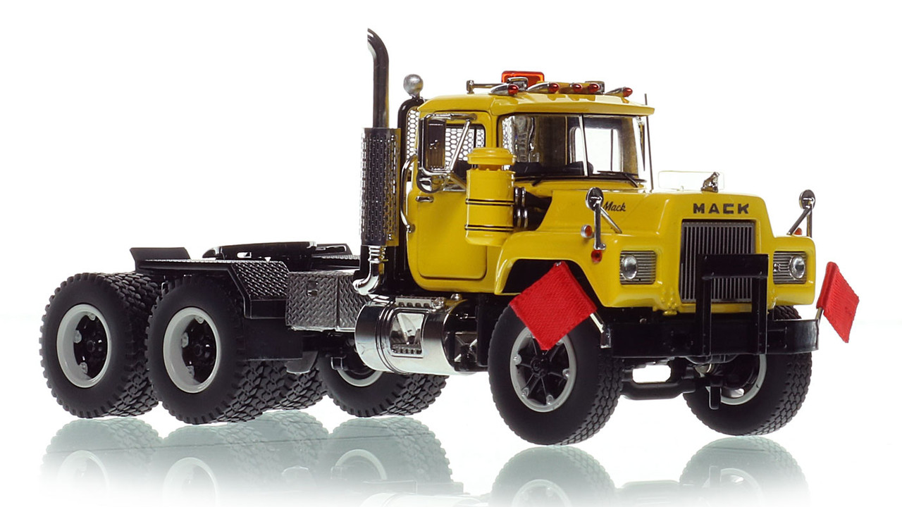 Mack R600 Tandem Axle Tractor - Yellow 1021 over Black