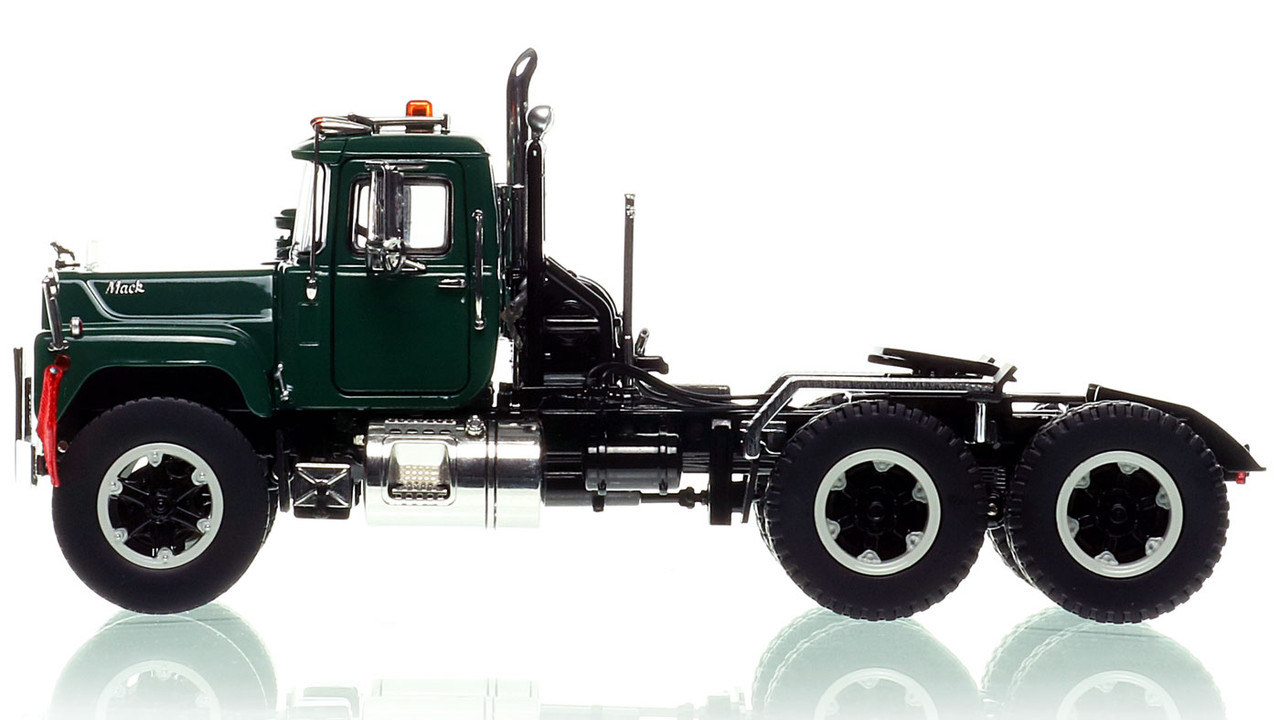 Mack R600 Tandem Axle Tractor - Green 6005 over Black