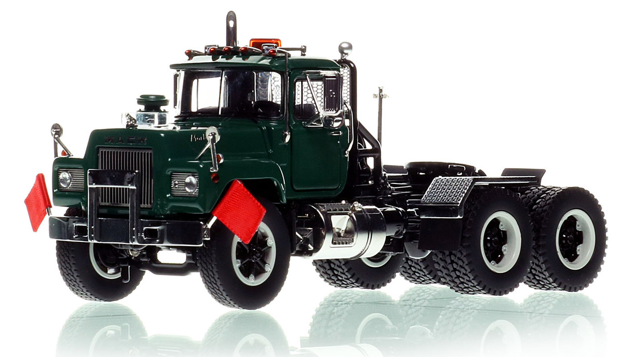 Mack R600 Tandem Axle Tractor - Green 6005 over Black