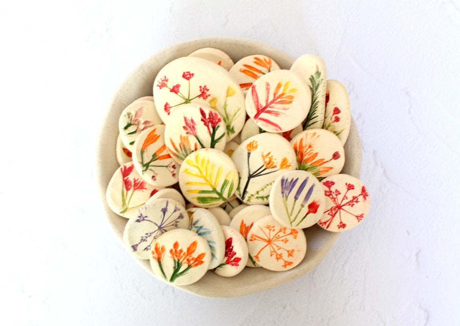 Bring nature home Botanical decor Ceramic cabochons Pressed flower cabochons