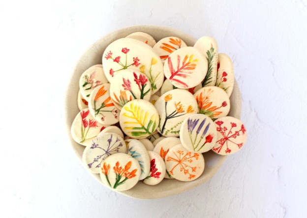 Bring nature home Botanical decor Ceramic cabochons Pressed flower cabochons