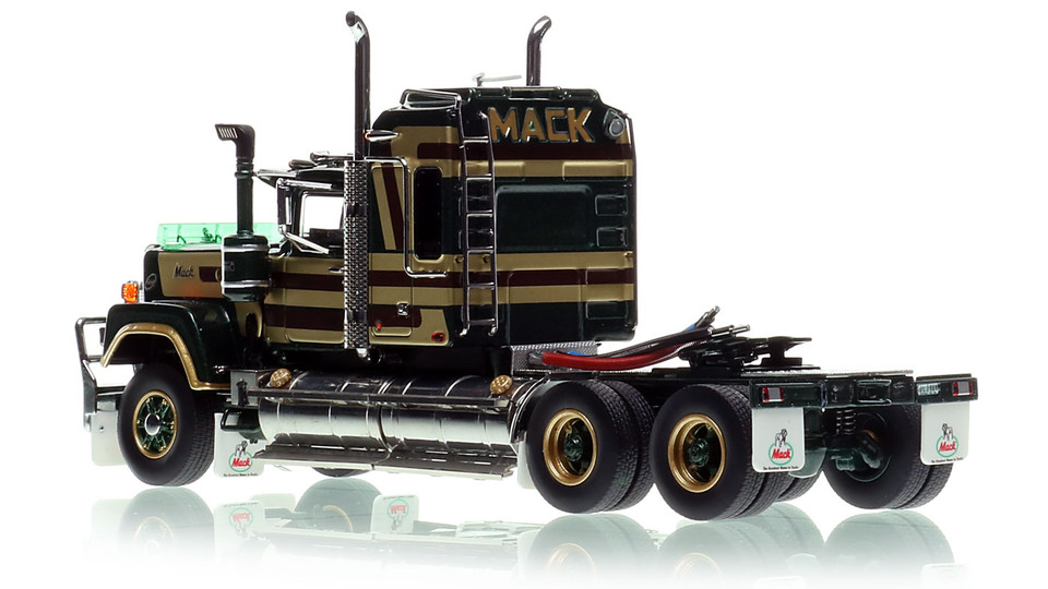 Mack Bicentennial Superliner II Tandem-Axle Sleeper - Captain Cook AU