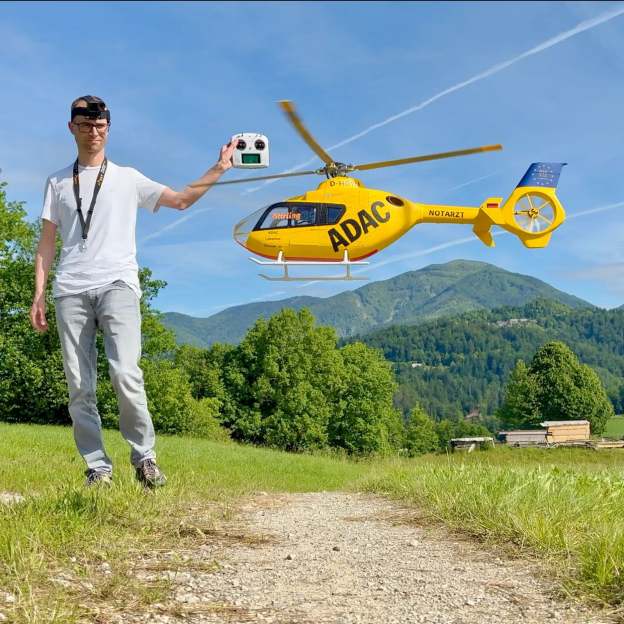 FLYWING EC135 470 Class RC Helicopter ADAC 6CH 2.4G with ACE Flight Controller & GPS