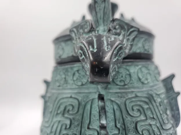 Chinese Reproduction Western Zhou Dynasty Bronze Ware Wine Vessel Beast Dragon