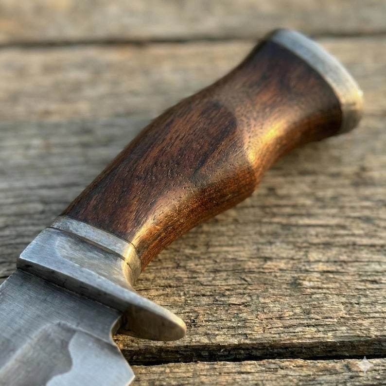 Hand Forged Sawtooth Hunting Knife