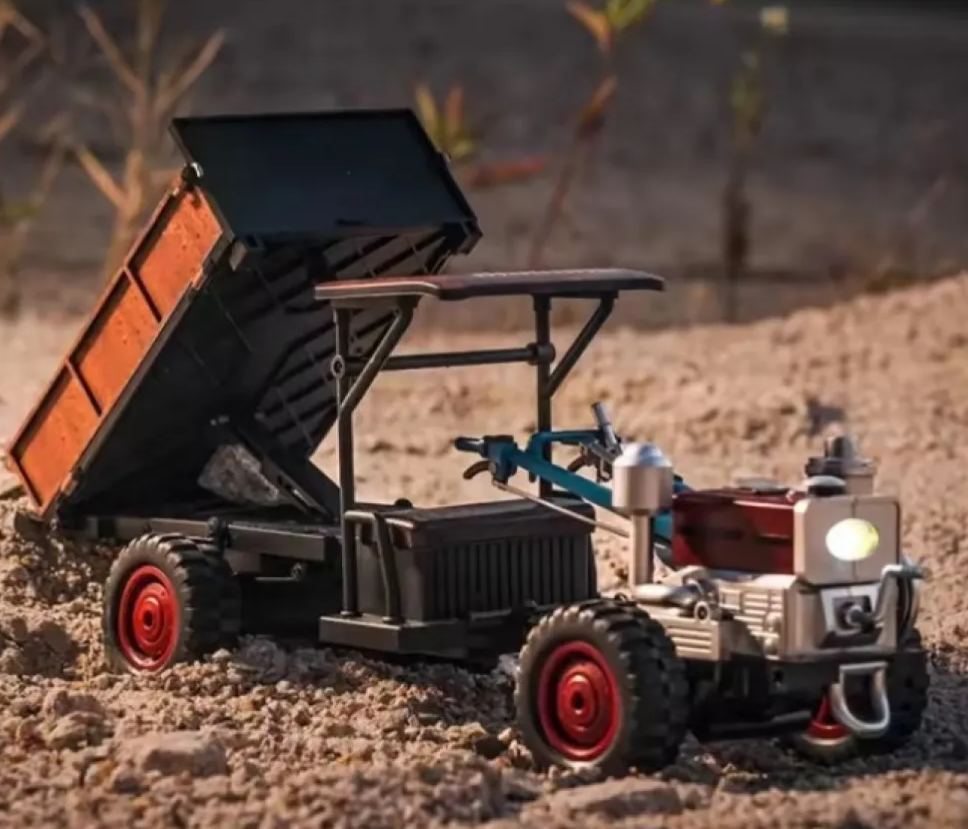 RC  1/12 Scale Full-Proportional Tractor – 4WD