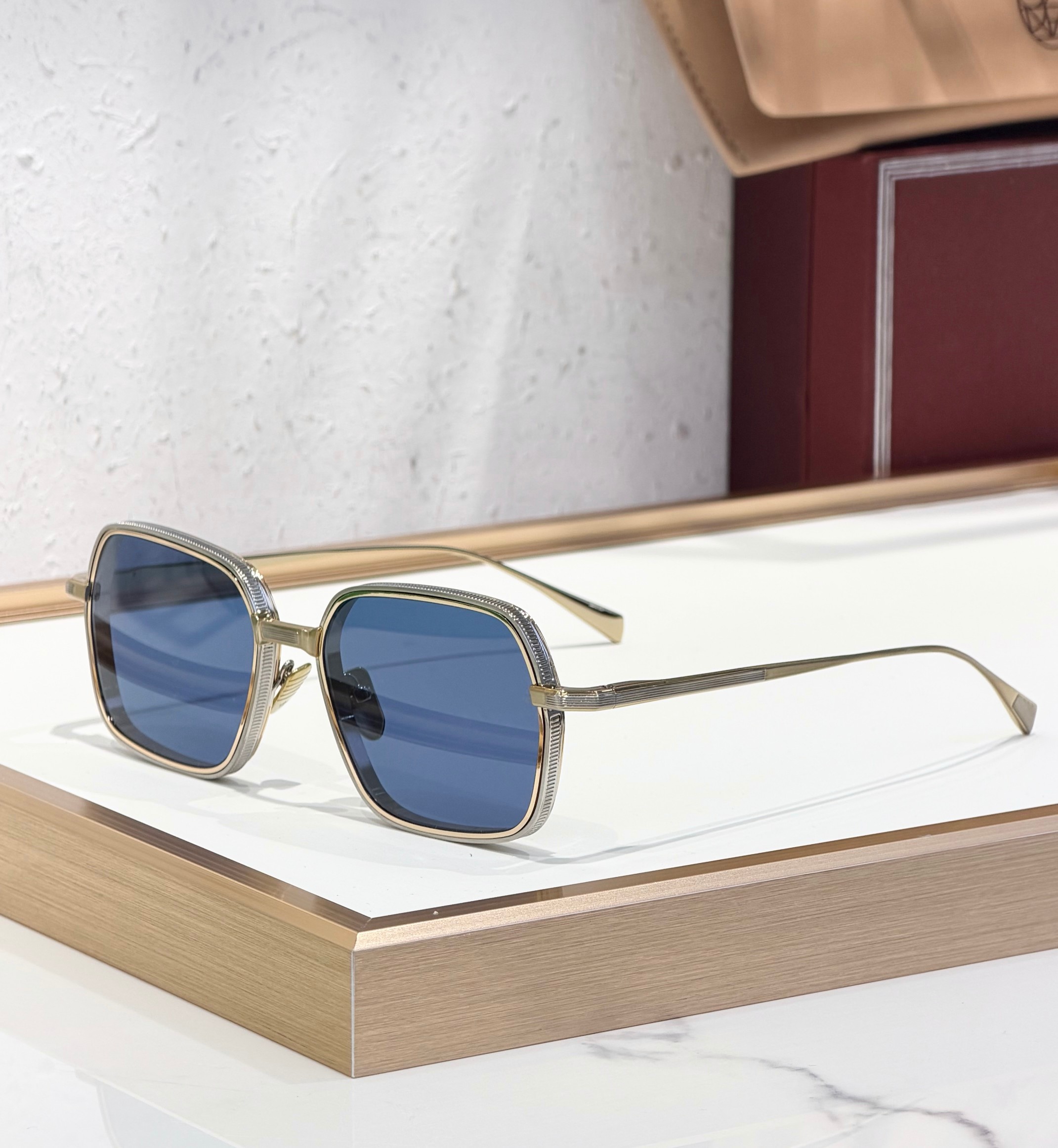 ADMIRAL Photochromic Sunglasses Unisex Alloy Handcrafted Color Changing UV400 Luxury Designer Eyewear