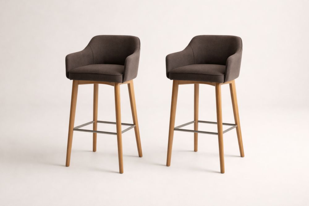 Coppia di Sgabelli da Bar con Braccioli H76 cm Tessuto Marrone Legno massello Chiaro-Decorivelo