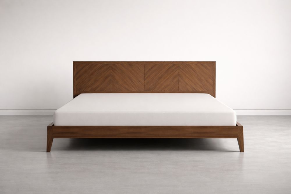 Letto matrimoniale in legno di noce con testiera decorativa-Decorivelo