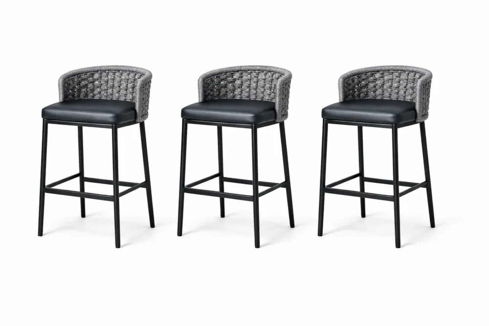 Ensemble de 3 tabourets de bar en métal avec assise en cuir synthétique et dossier tressé