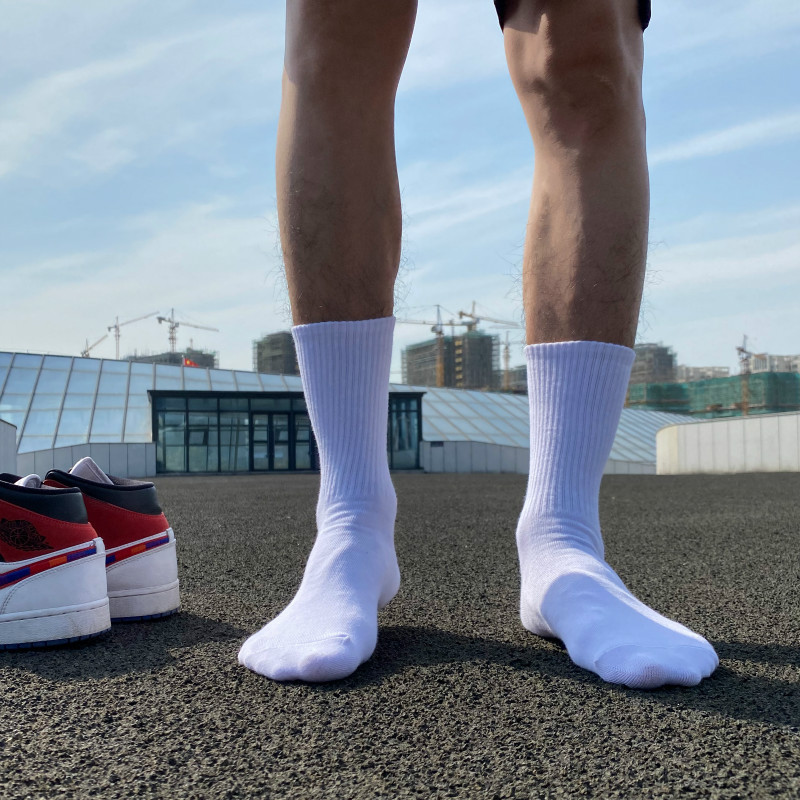 Men's Black & White Over-the-Calf Socks, Deodorant, Sweat-Absorbent & Breathable